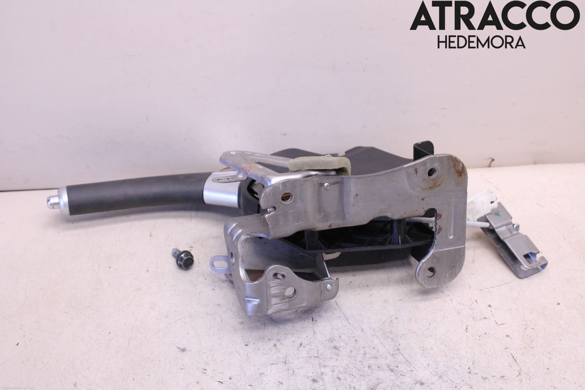 Toyota AURIS 10-12 Parkbremsarm-Handtak