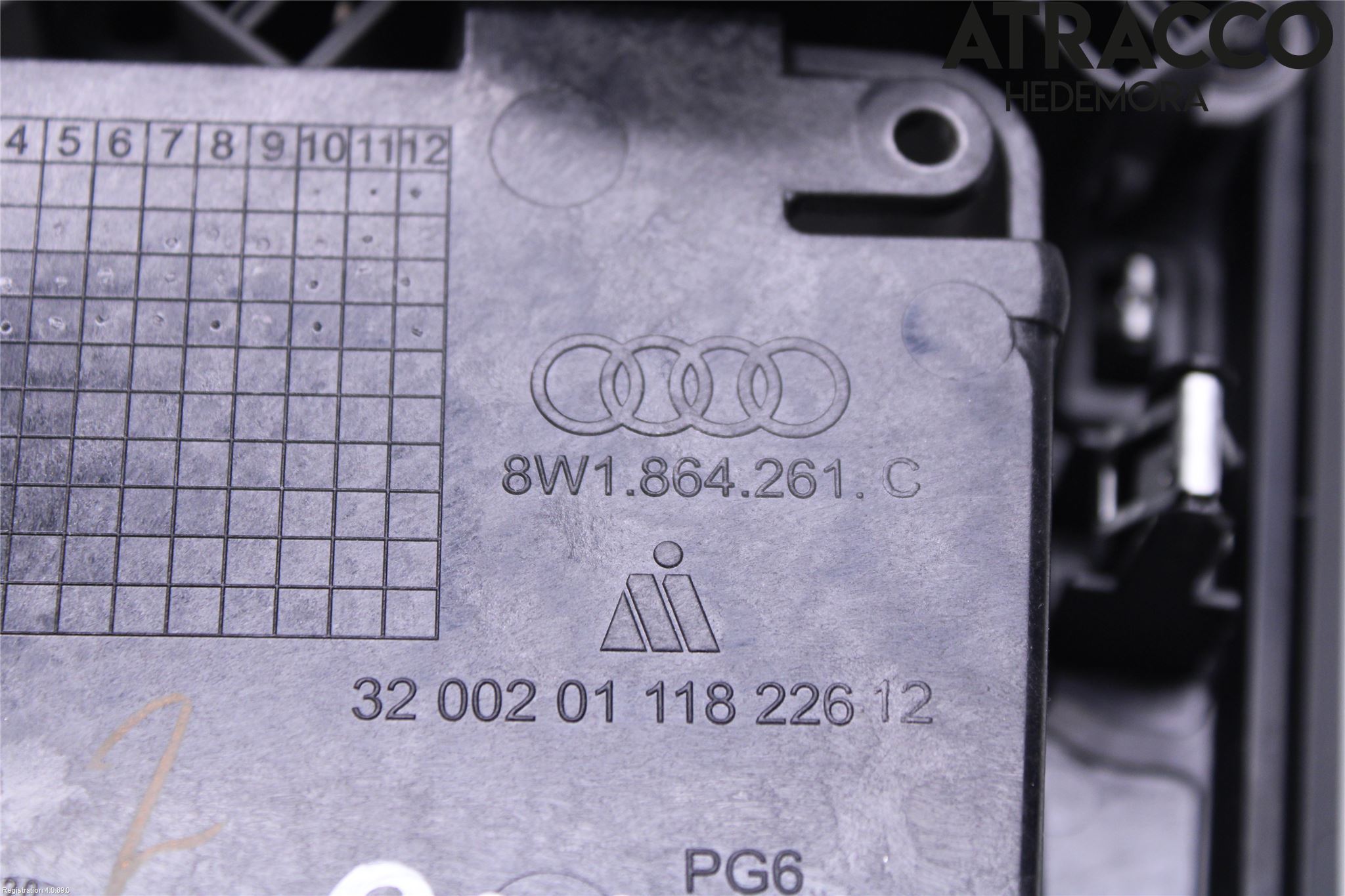 Audi A5 17- Instrumentkonsoll Midt