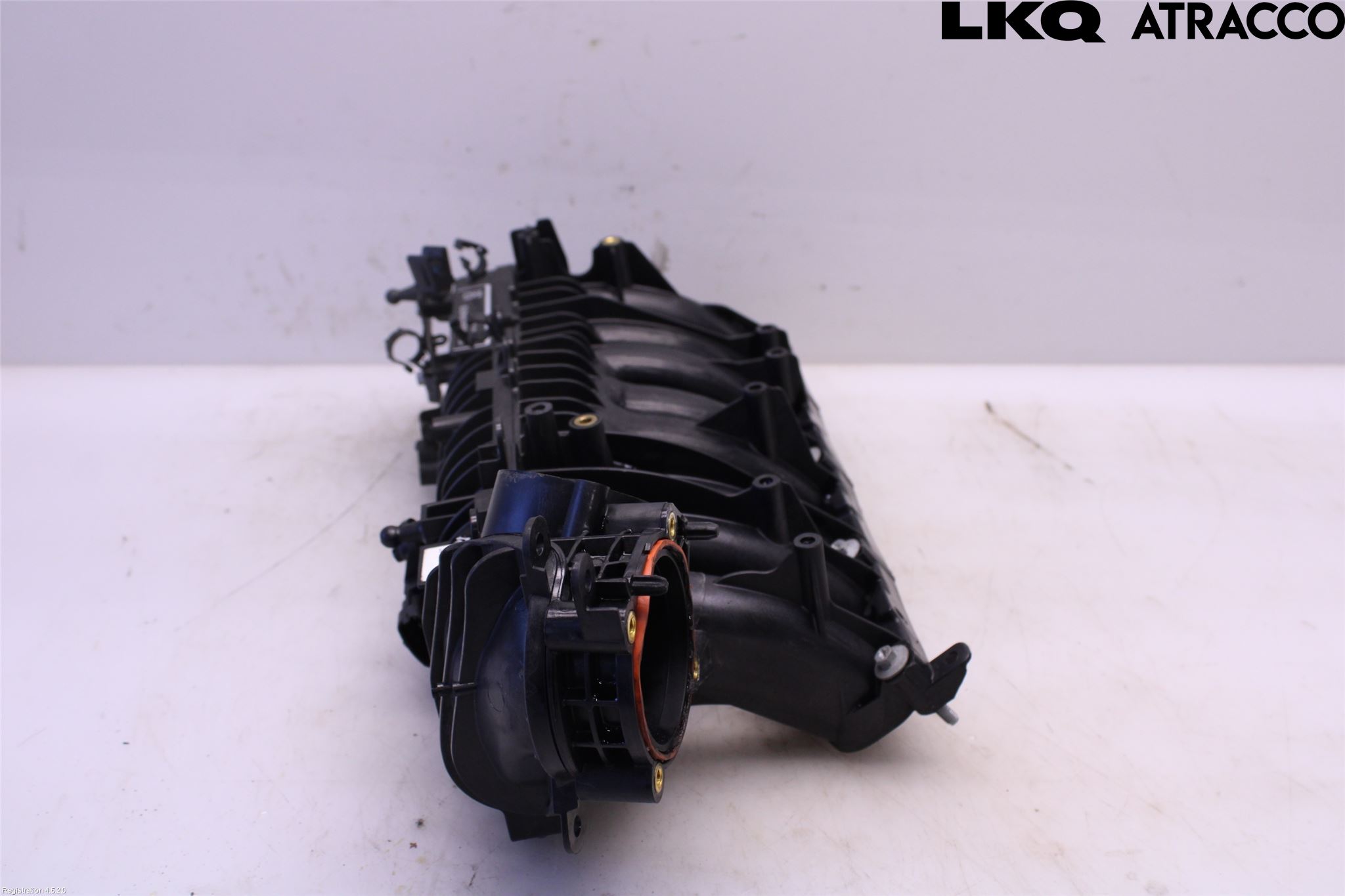 Jaguar XE (X760) 15-24 Innsugningsmanifold