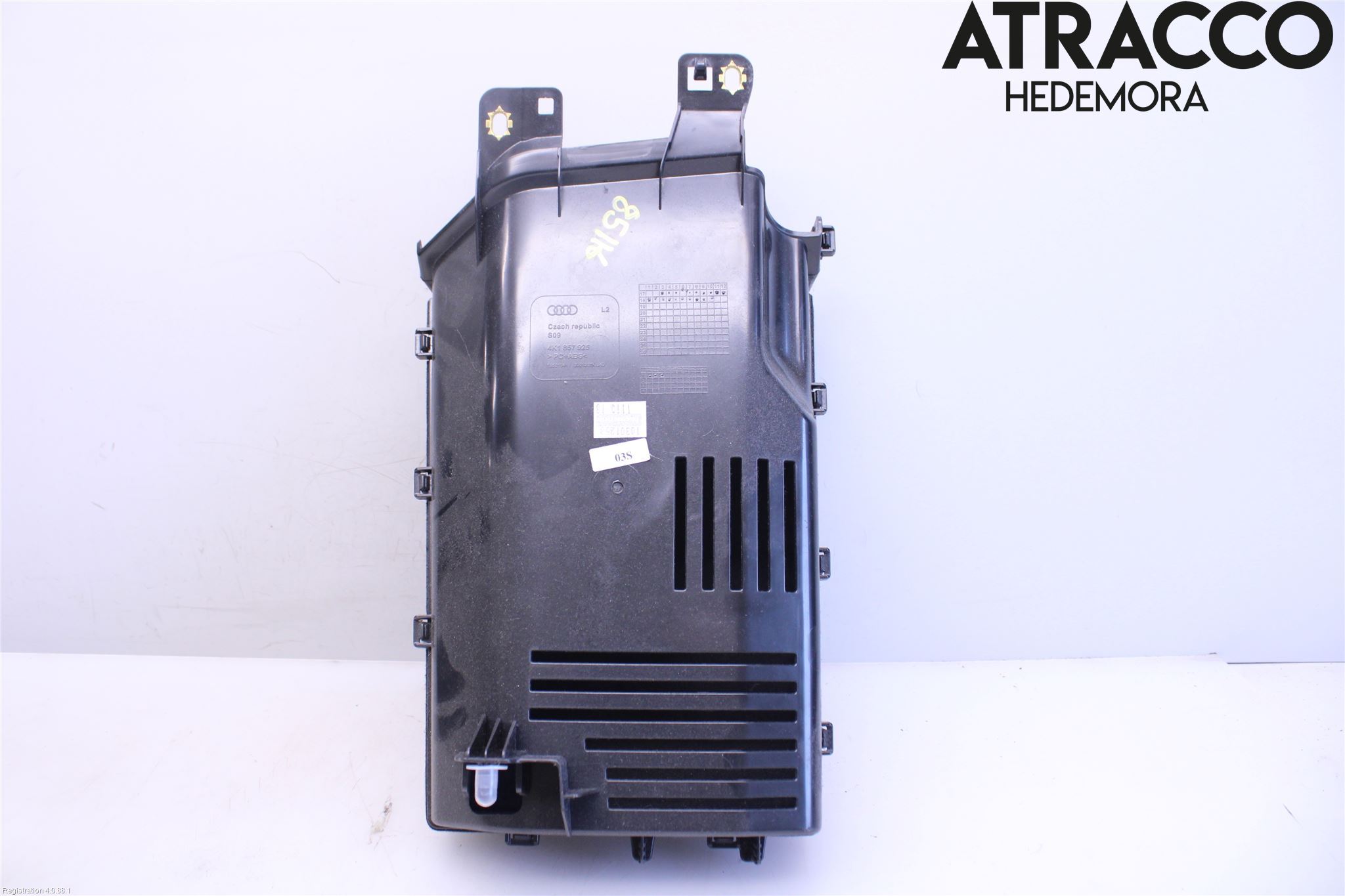 Audi A6 F2/C8 19- Innr Oppbevaringsrom