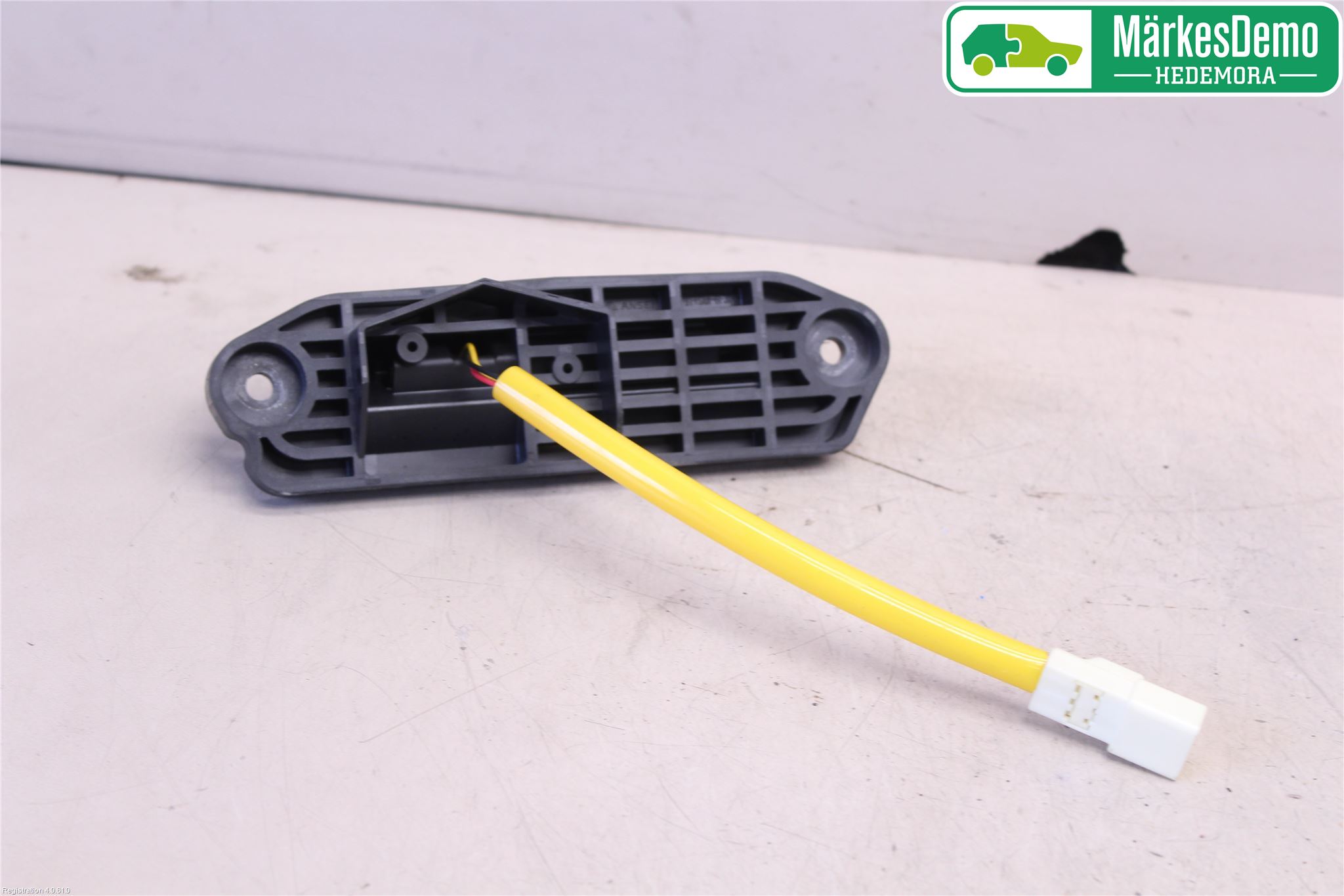 Mitsubishi OUTLANDER 13-21 Bakluke Handtak Ytre