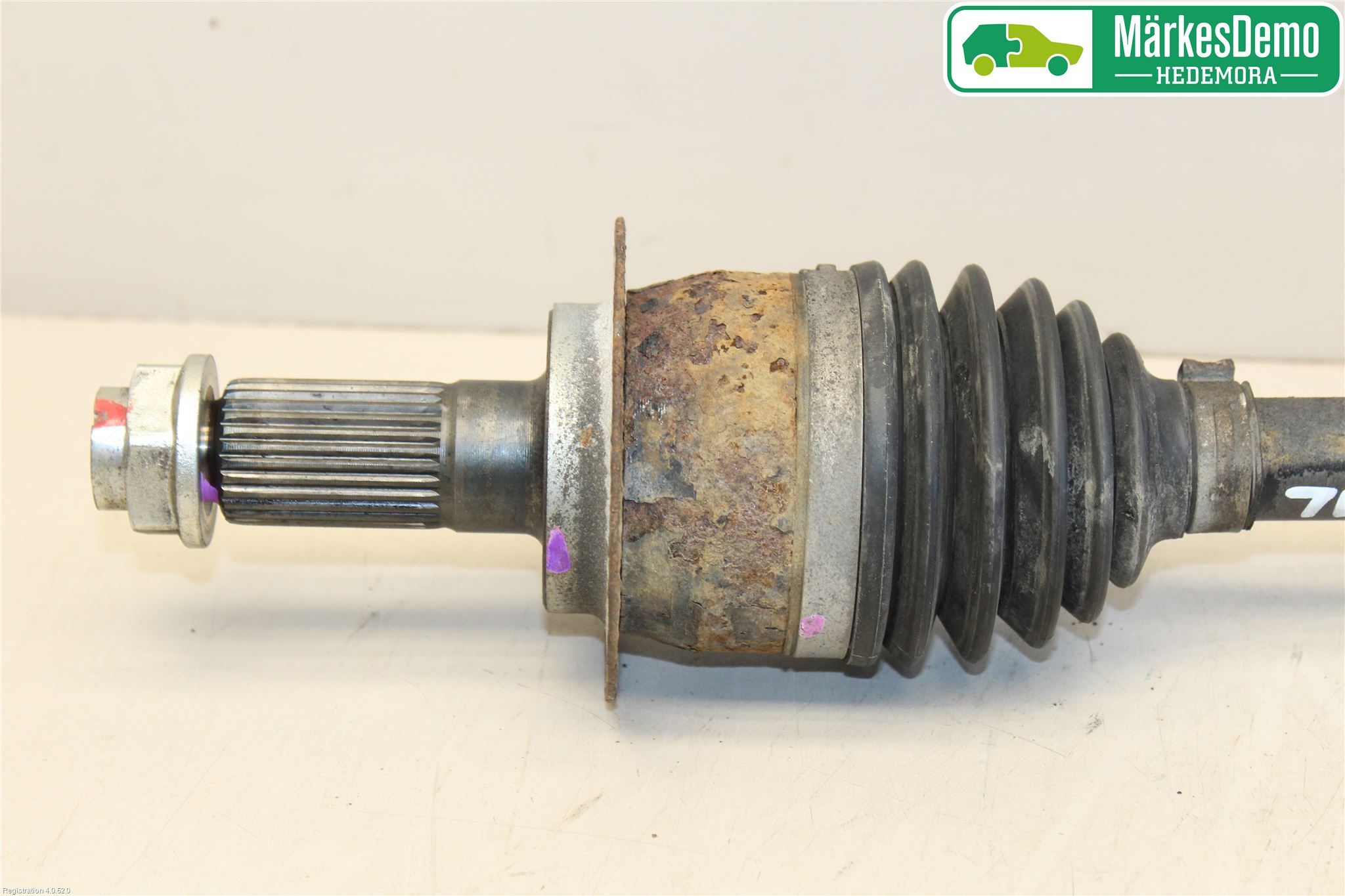 Suzuki SX4 10-13 Drivaksel Foran Kompl Venstre