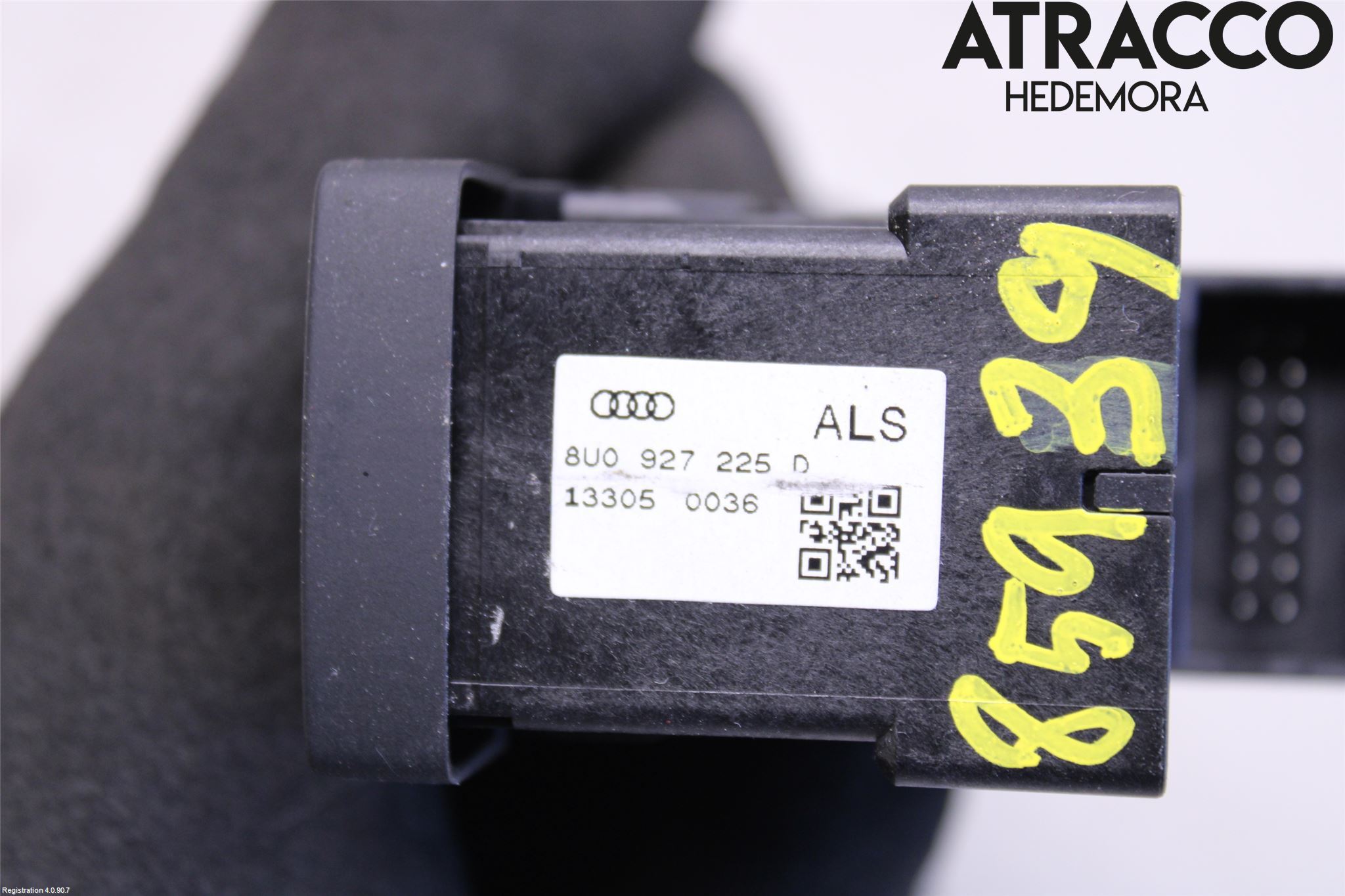 Audi Q3 8U 12-18 Bryter Parkeringsbrems