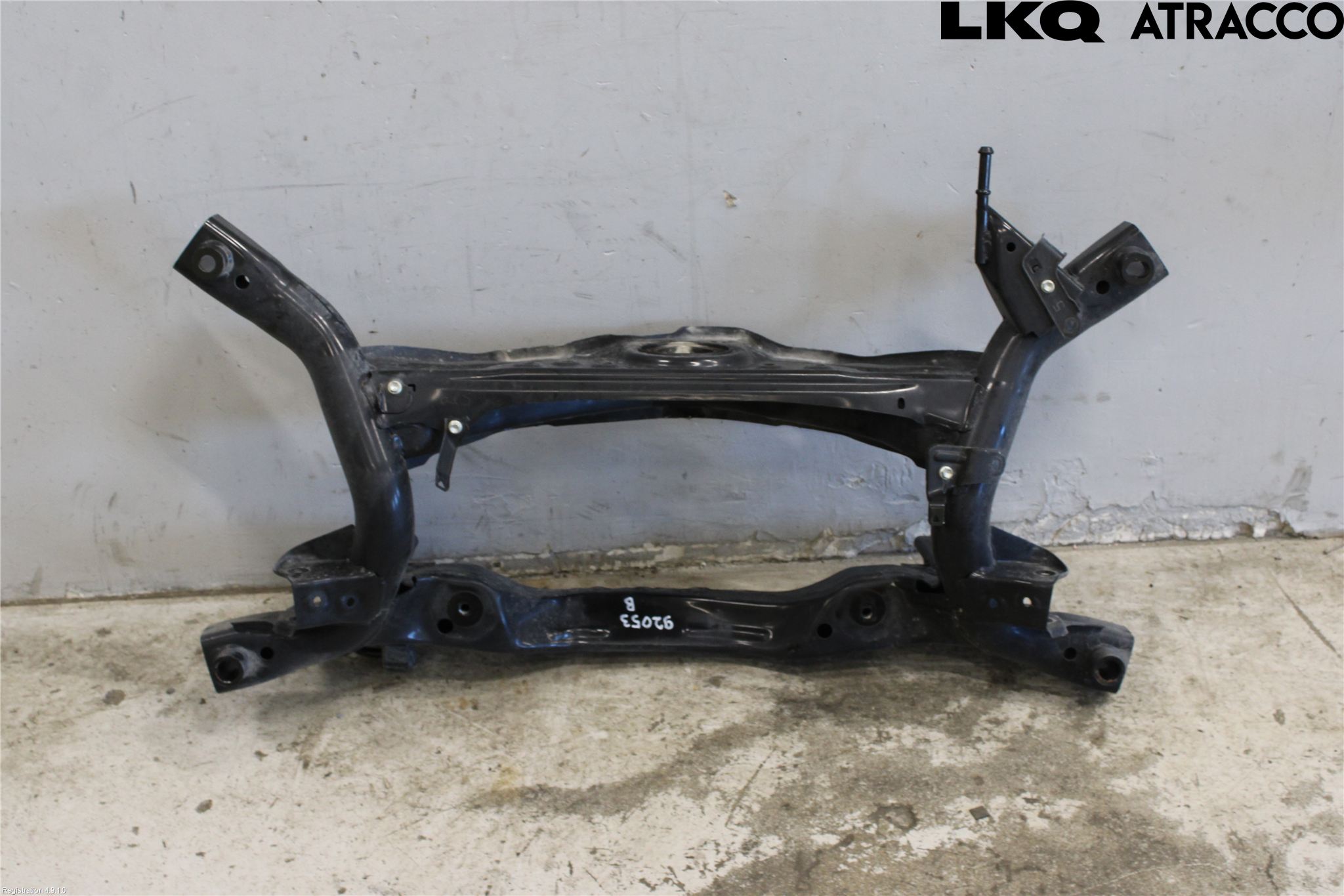 Toyota COROLLA CROSS XG10 22- Bakaksel Feste Travers-Ramme