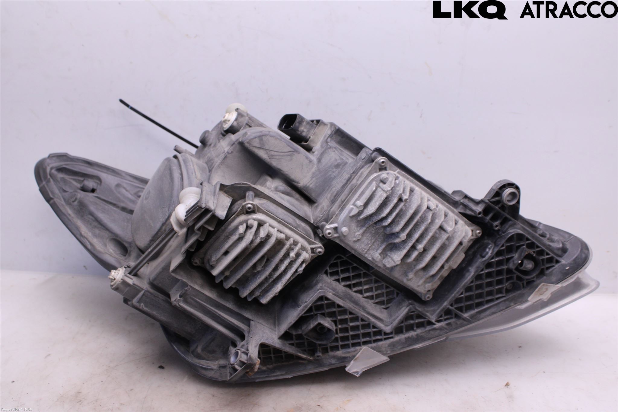 Mercedes-Benz MB VITO/V-KLASS (W640,W447,W448) 14- Frontlykt Venstre