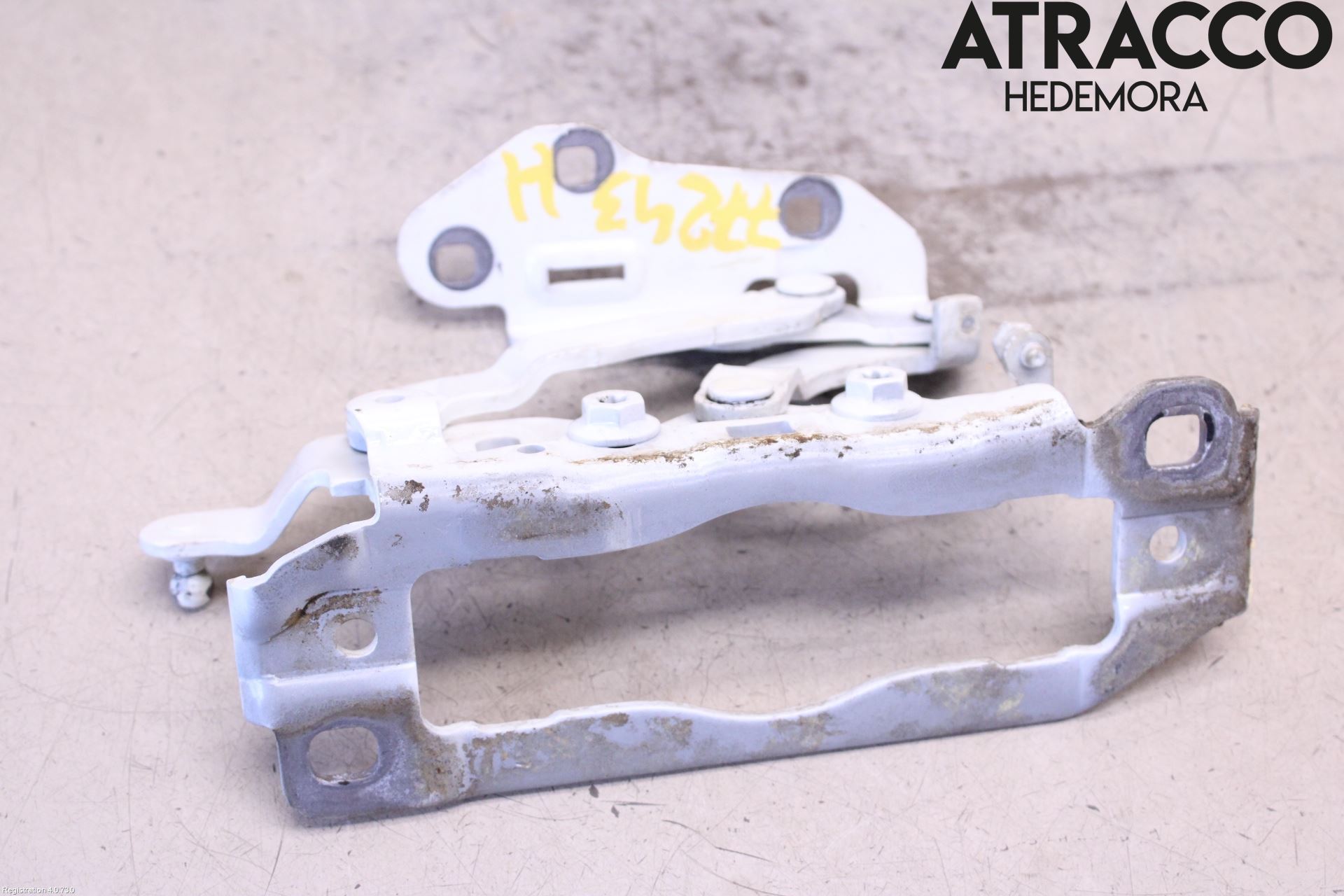 Mercedes-Benz MB C-KLASS (W204) 07-15 Panser Hengsel - Hengsler