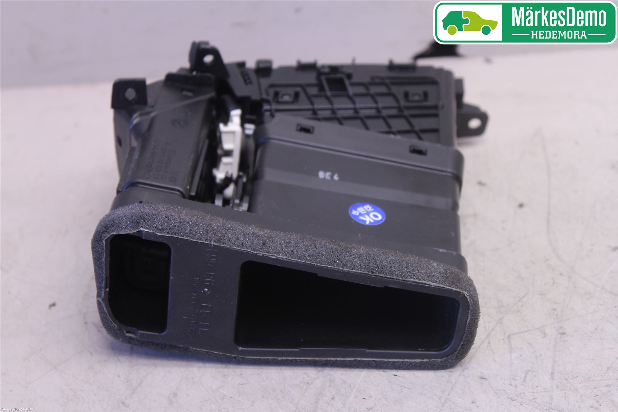 Kia CEED 06-12 Dashbord Kanal - Dyse