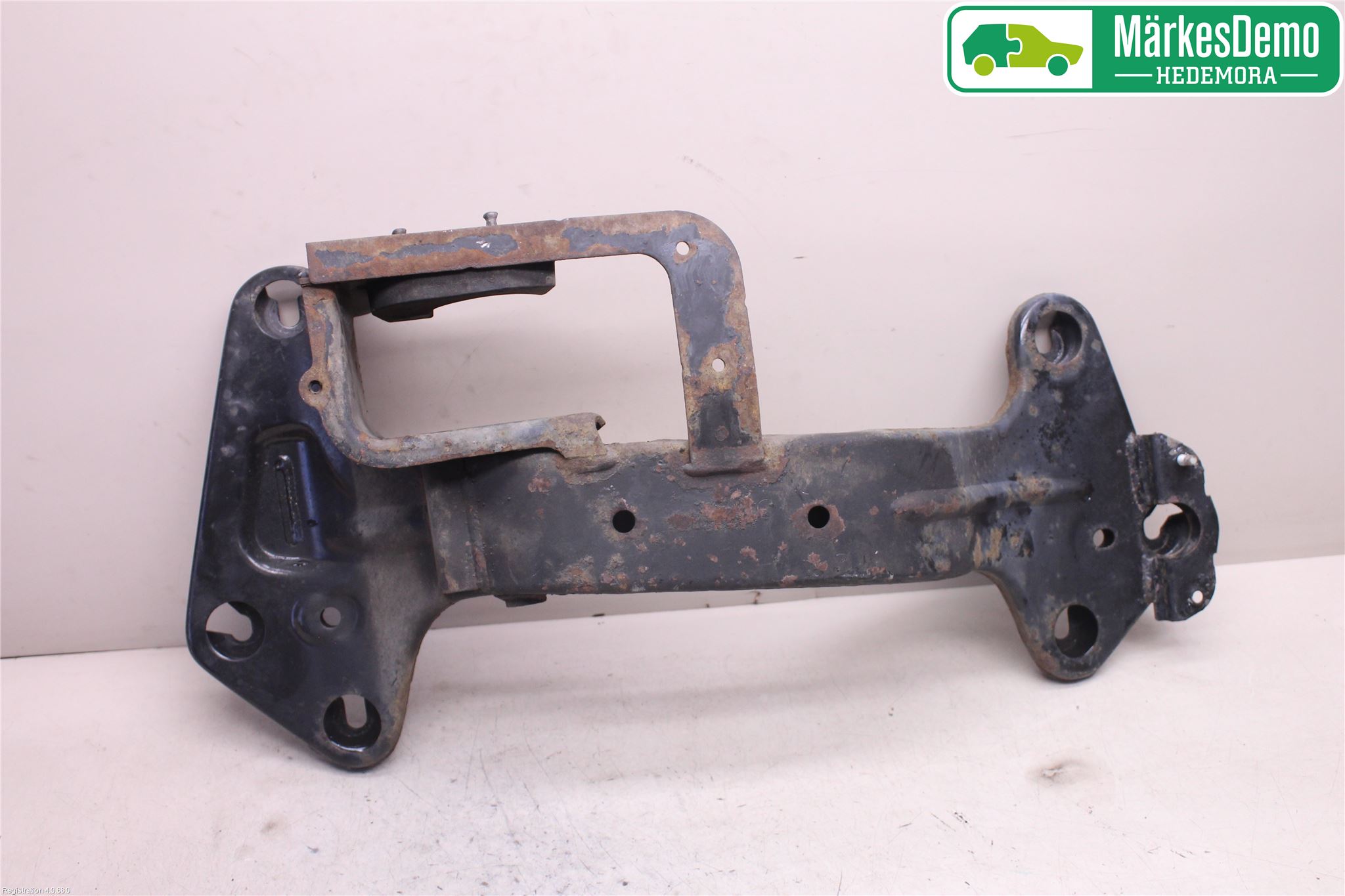 BMW X5 E53     99-06 Gearkasse Bjelke - Travers