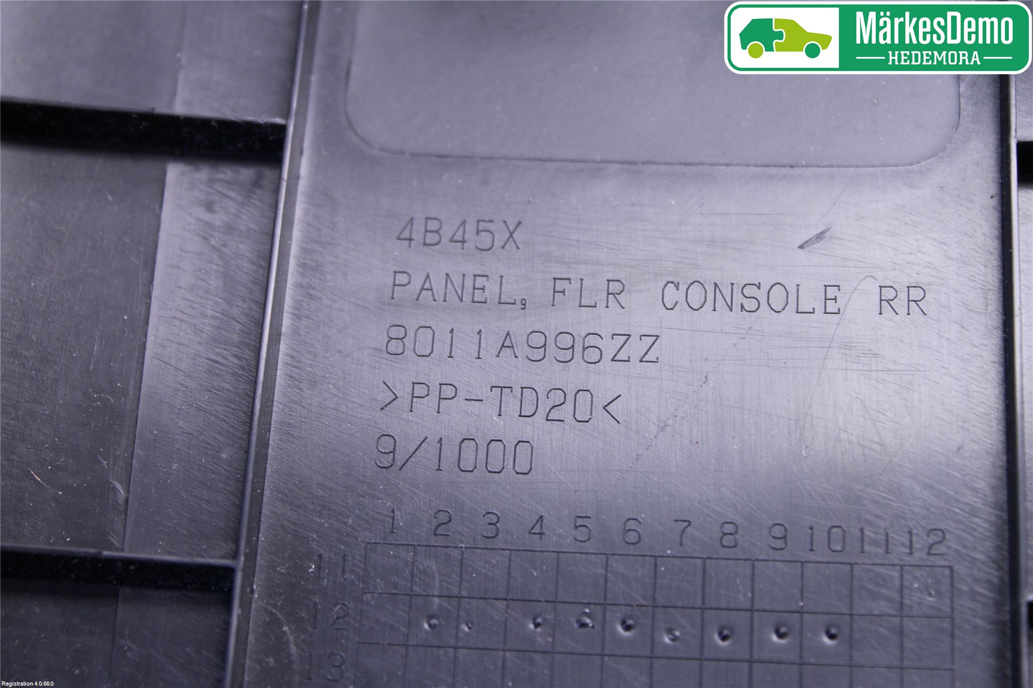 Mitsubishi OUTLANDER 13-21 Innr Armlene