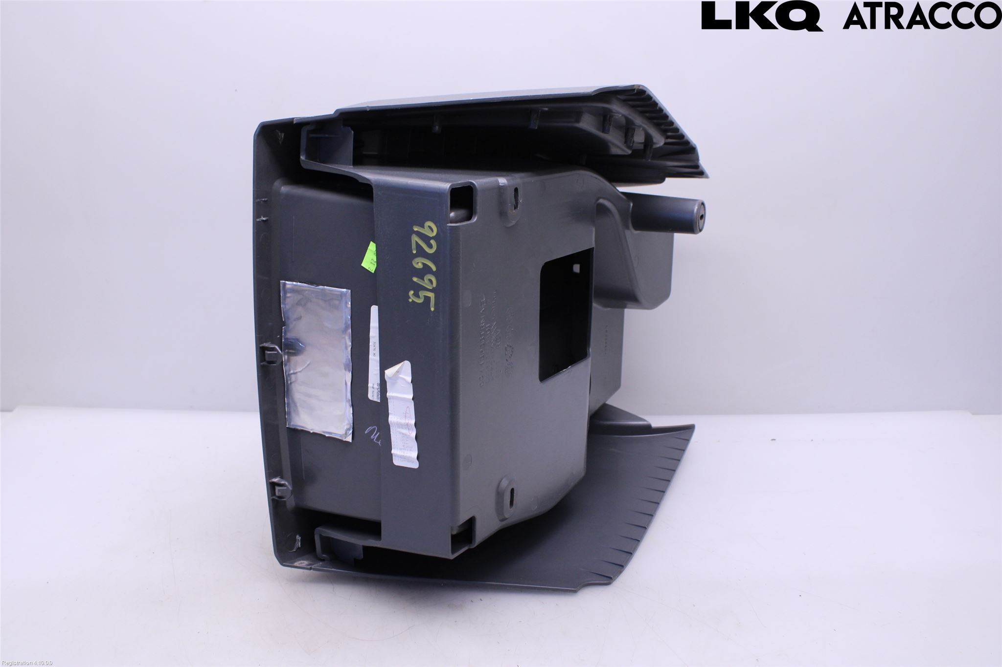 Dodge PICK UP RAM 81- Innr Koppholder