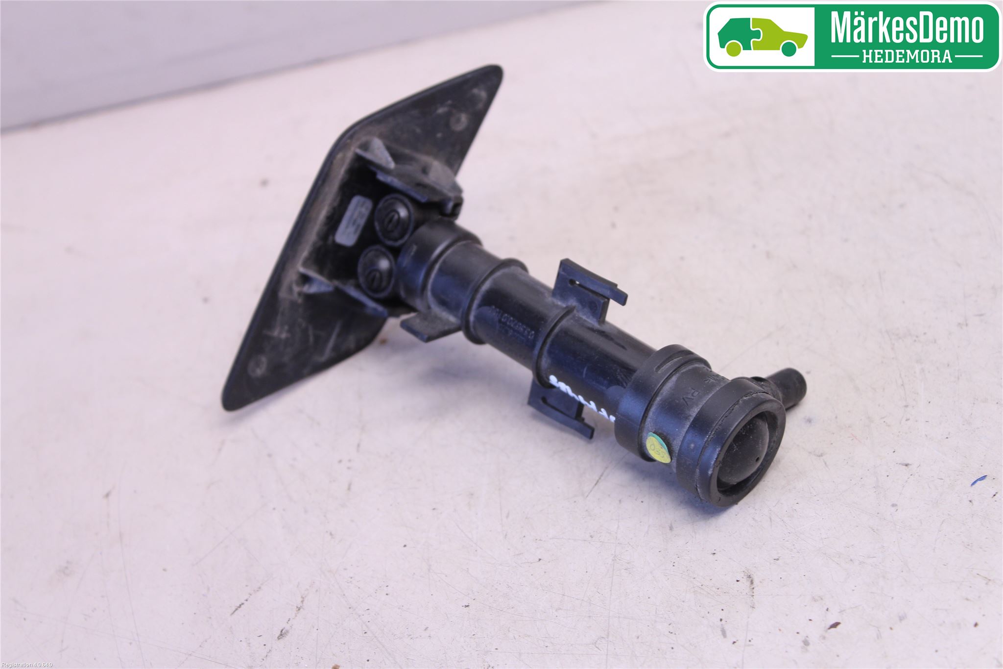 Skoda RAPID Spylerdyse Frontlykter