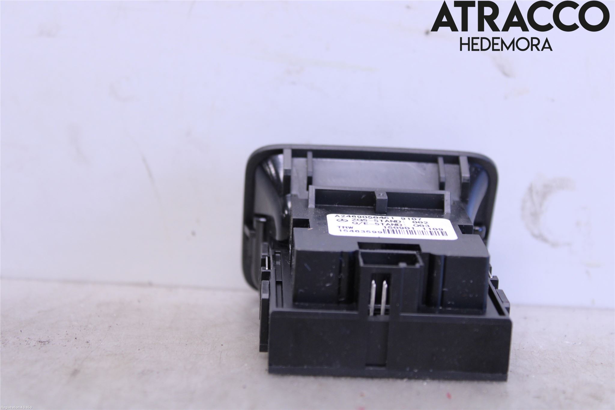 Mercedes-Benz MB CLA-KLASS (C117/X117) 13-19 Bryter Parkeringsbrems