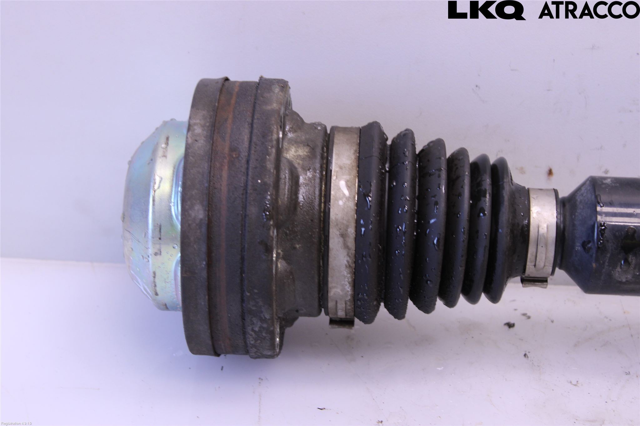 Volkswagen VW PASSAT 11-14 Drivaksel Foran Kompl Høyre