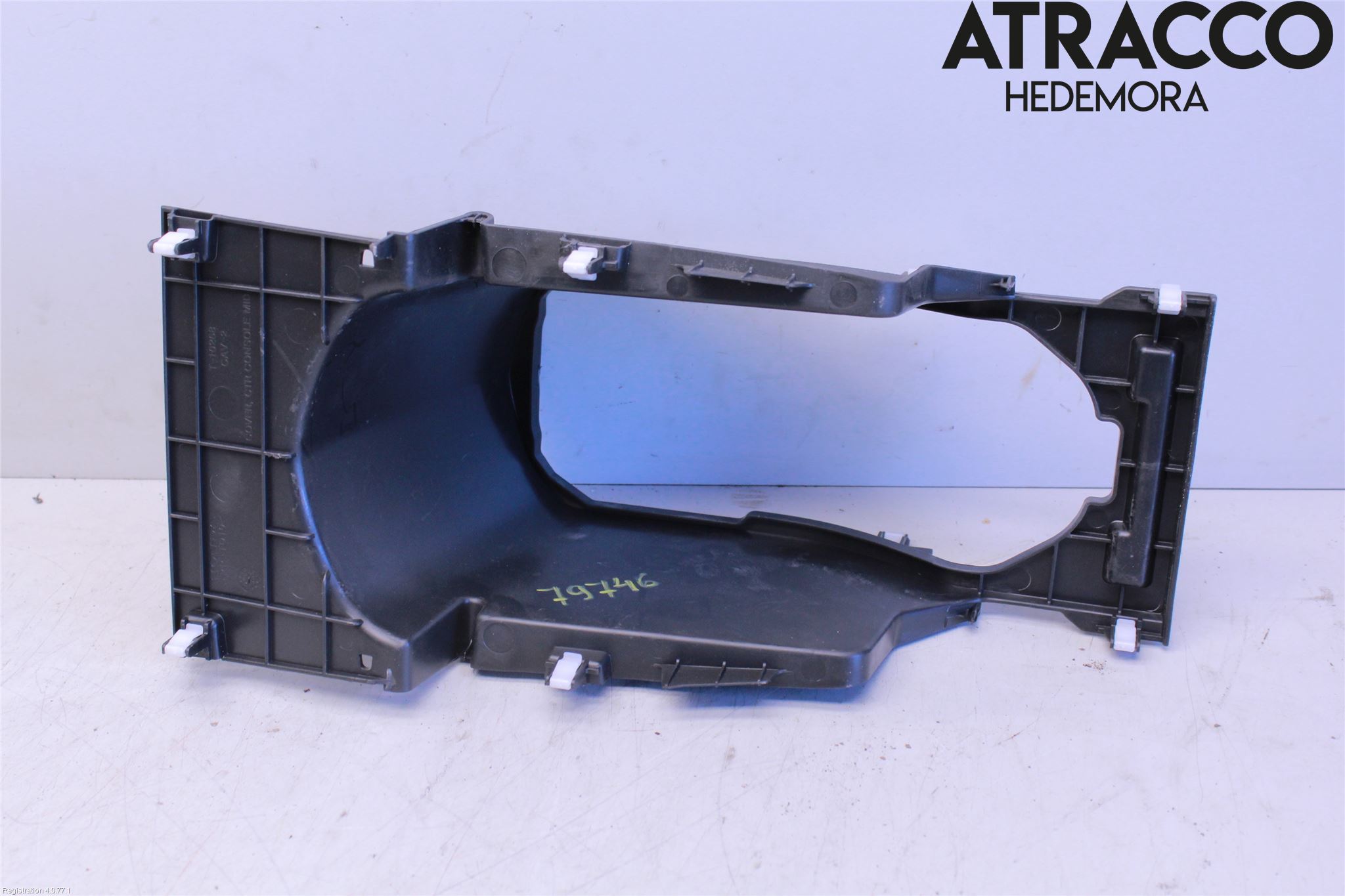 Honda HR-V 15-21 Instrumentkonsoll Midt