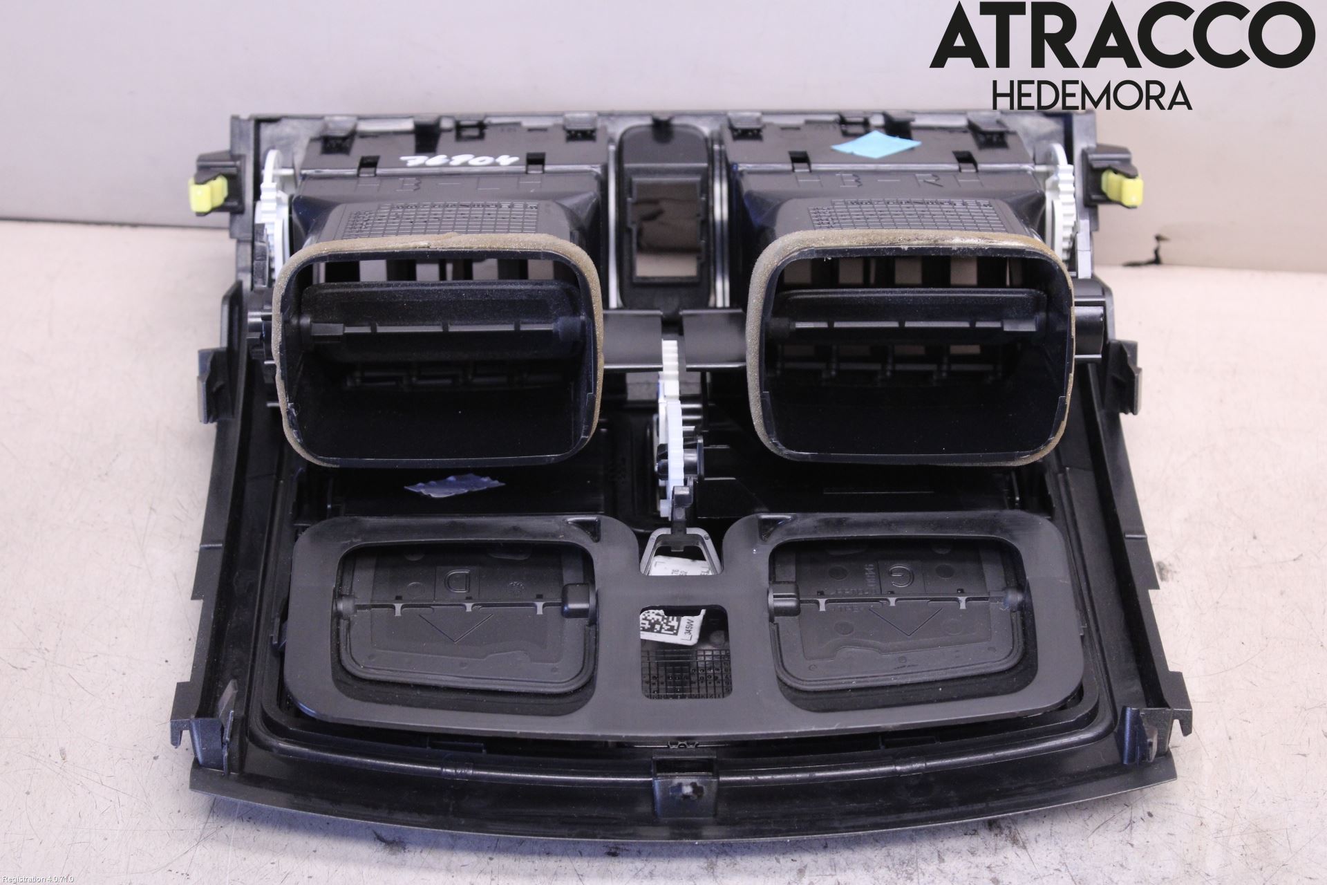 Toyota AURIS 07-09 Dashbord Kanal - Dyse