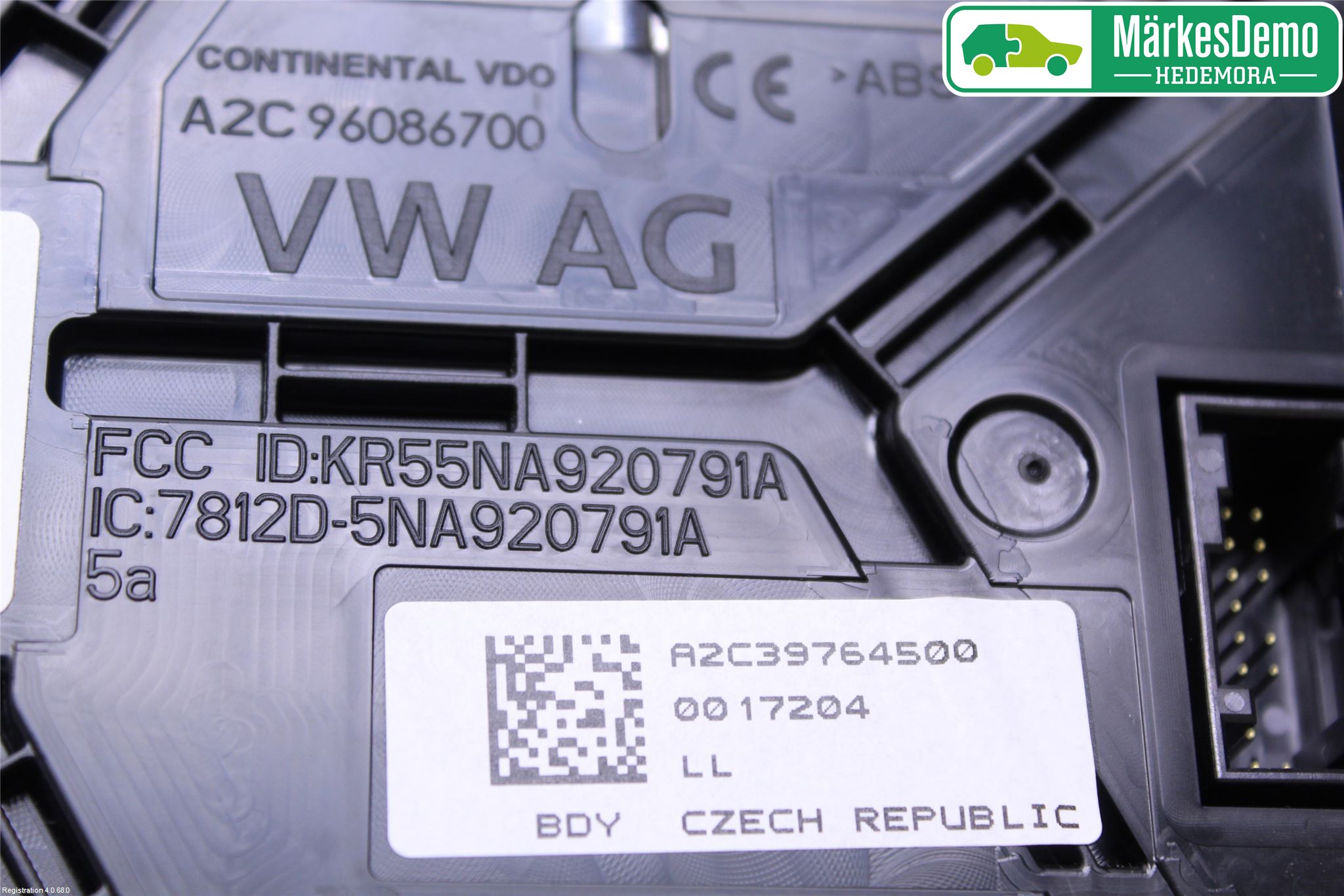 Volkswagen VW TIGUAN 16-24 Instr Kombinert
