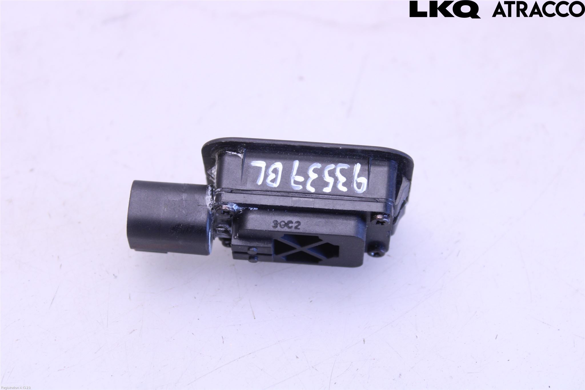 Ford KUGA 13-16 Bakluke Handtak Ytre
