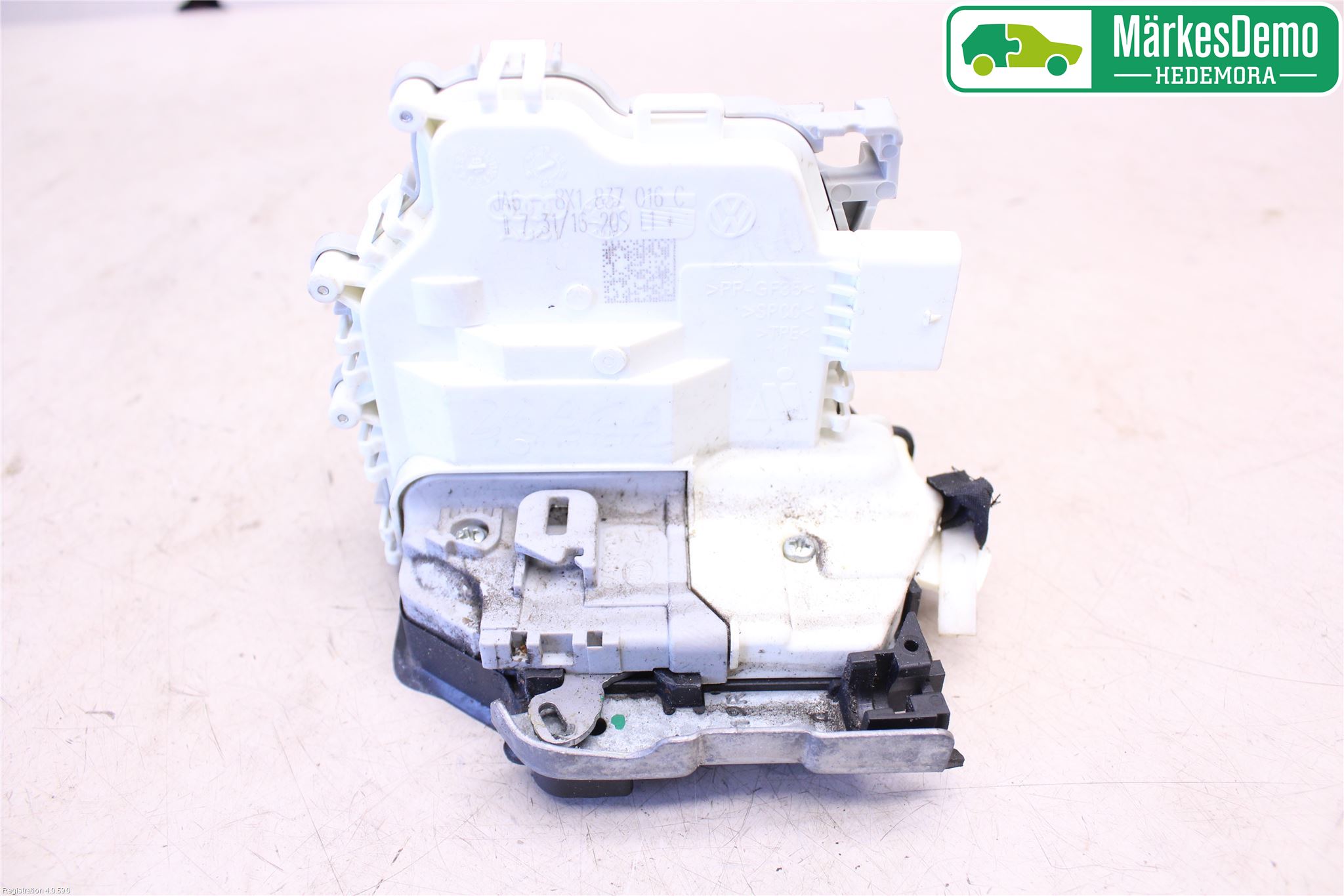 Audi A4/S4 B9 16-19 Dørlås - Låsekasse