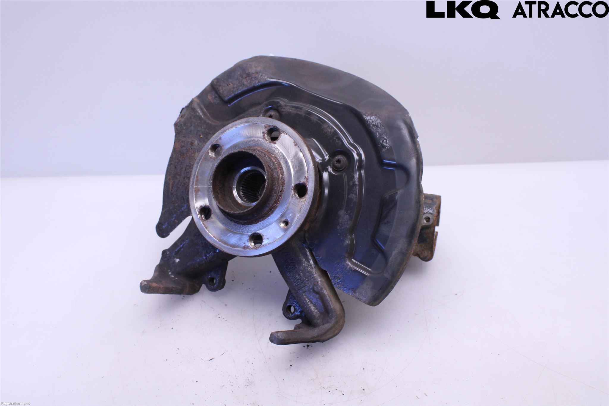 Volkswagen VW POLO VI 18->> Spindel Vf