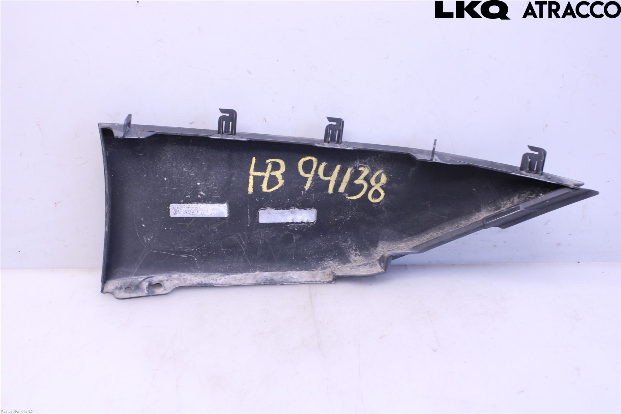 Toyota PRIUS (ZVW50) 16-21 Støtfanger Bak Hjørne Høyre