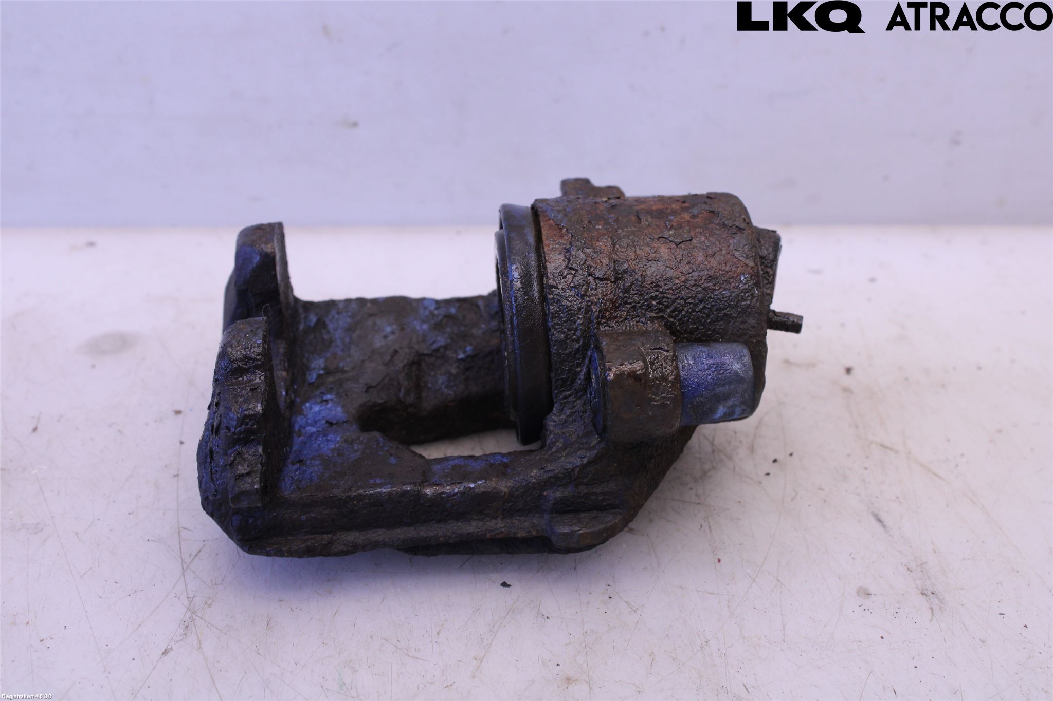 Volkswagen VW CADDY      04-10 Bremsecaliper Foran Venstre