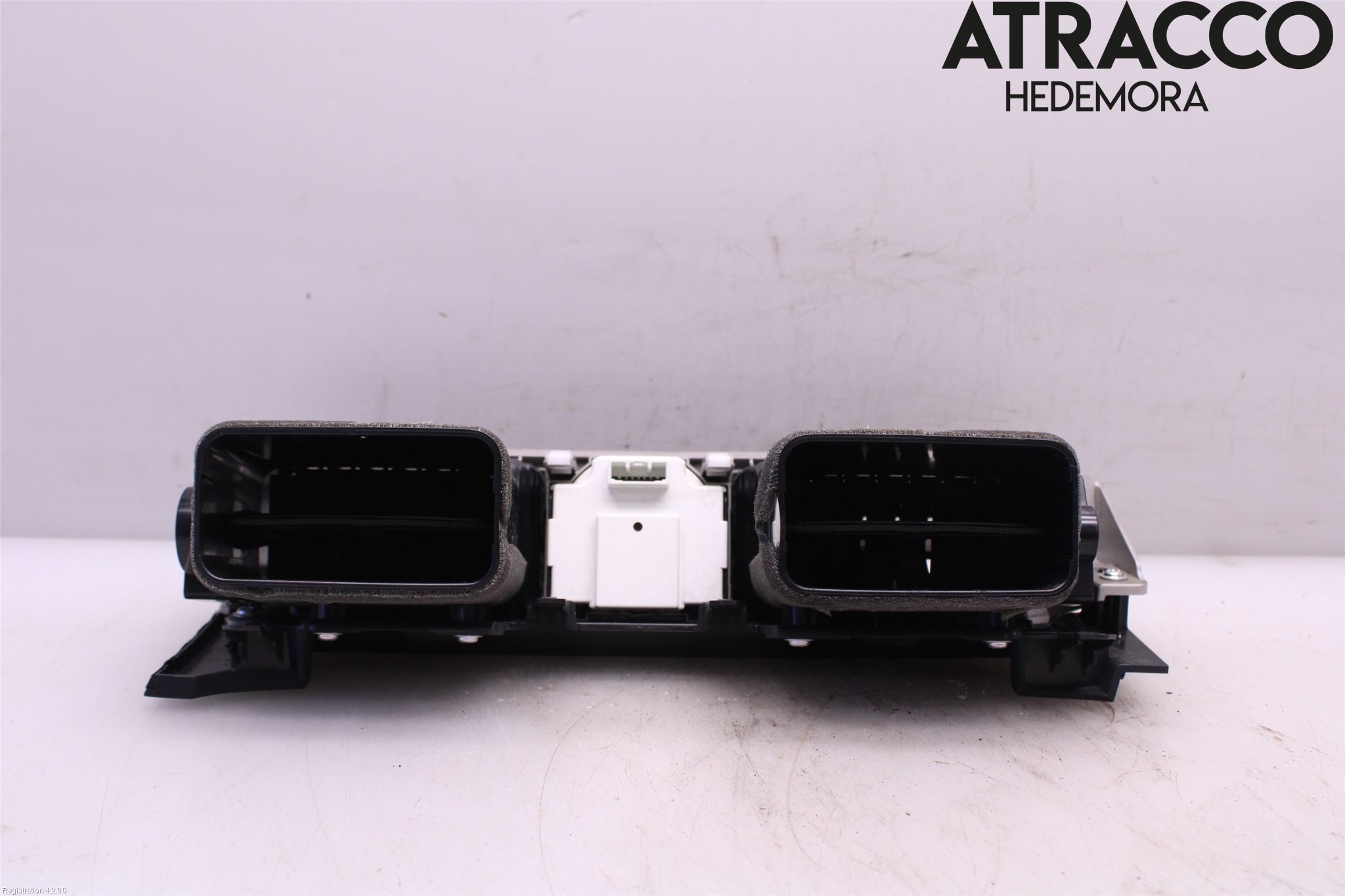 Lexus IS 250/350 14-20 Dashbord Kanal - Dyse