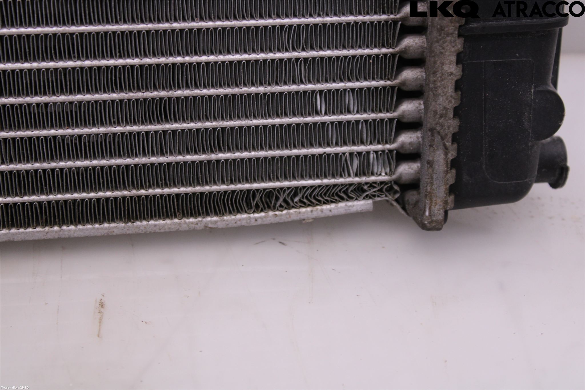 BMW i3 I01 13-22 Radiator Automat