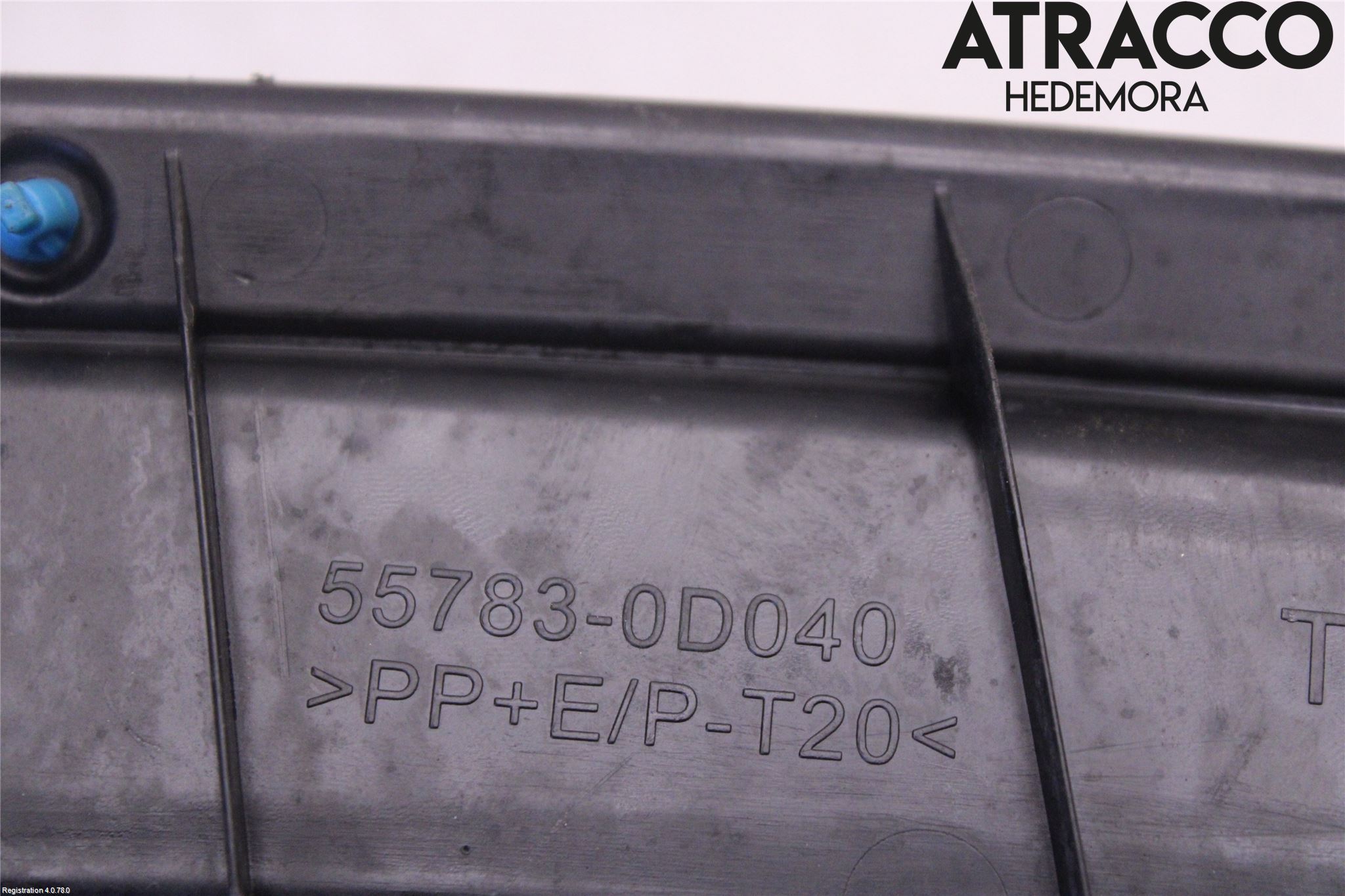 Toyota YARIS XP90 06-11 Visker Deksel-Grill-Under Frr