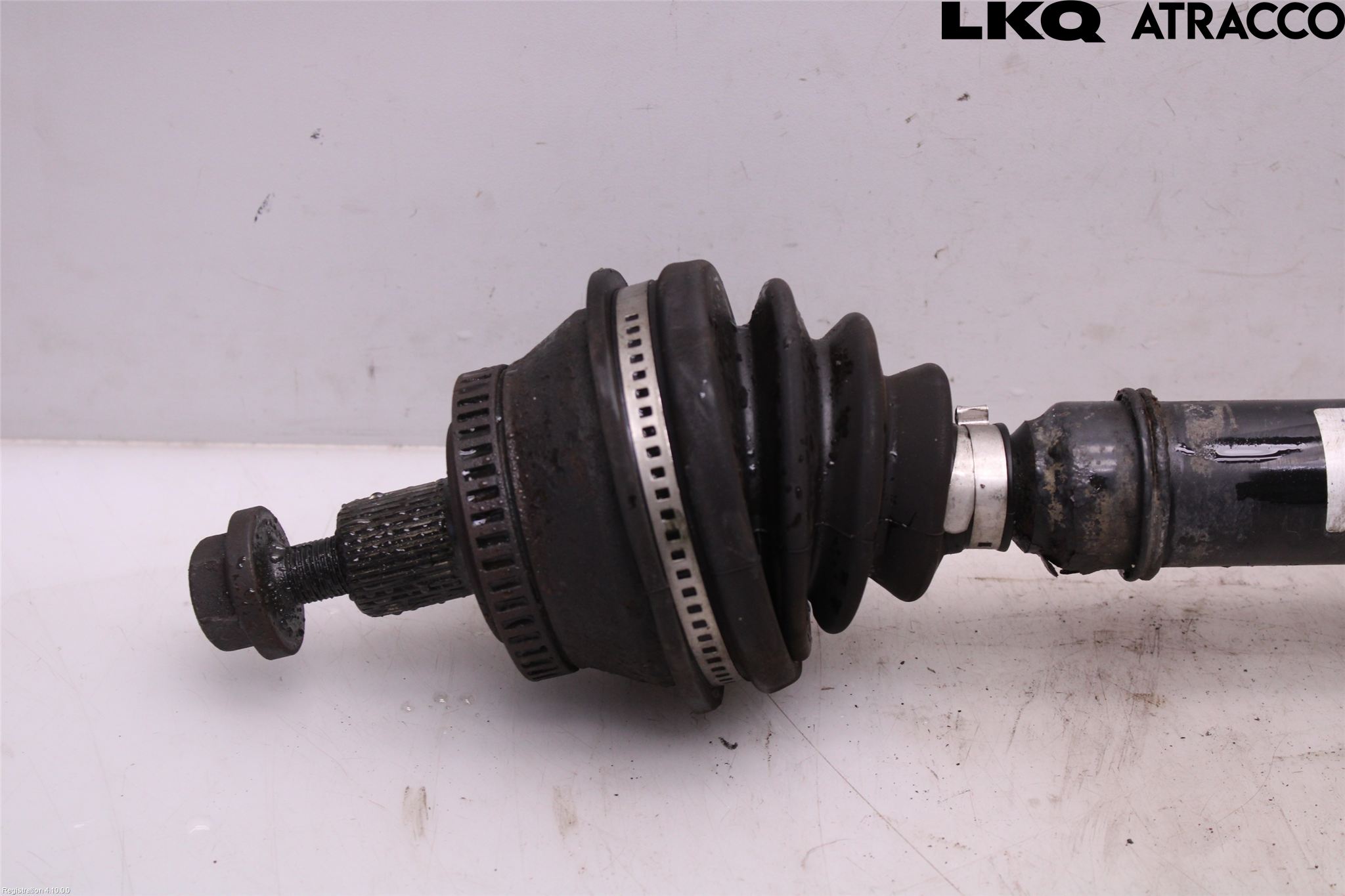 Audi A4/S4 94-99 Drivaksel Foran Kompl Høyre