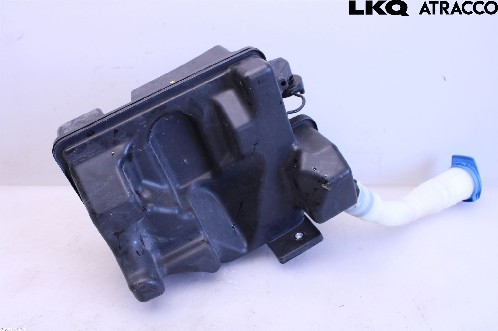 Skoda FABIA 15-21 Spylerbeholder Frontrute-Lykte