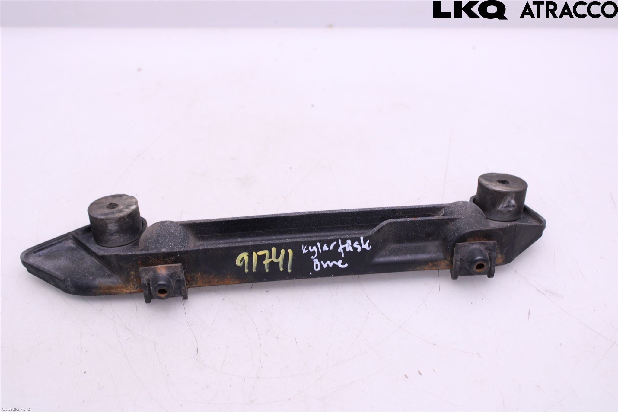 BMW 3 E30 83-94 Radiator Feste - Ramme - Bjelk