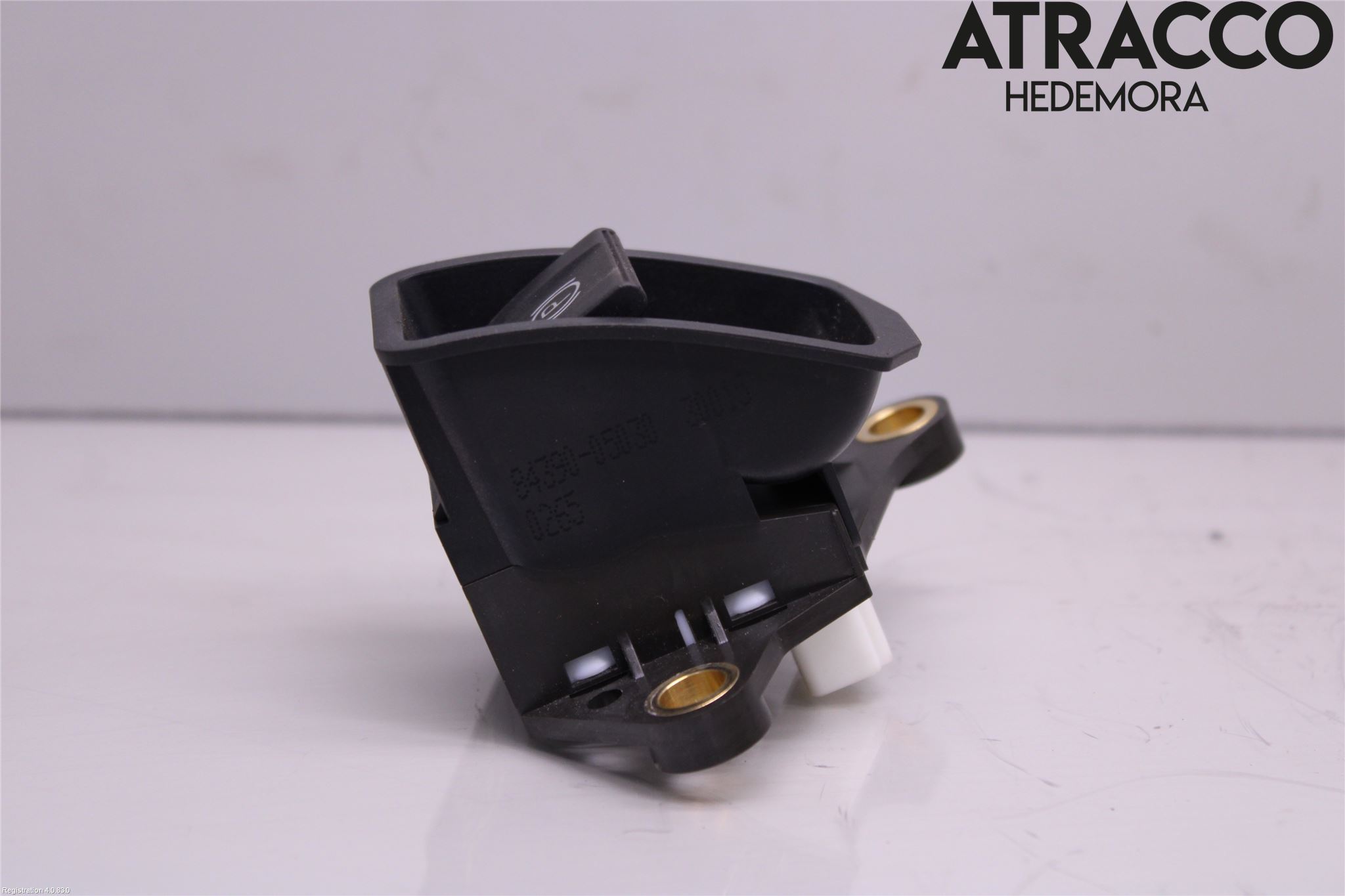 Toyota AVENSIS 16-18 Bryter Parkeringsbrems