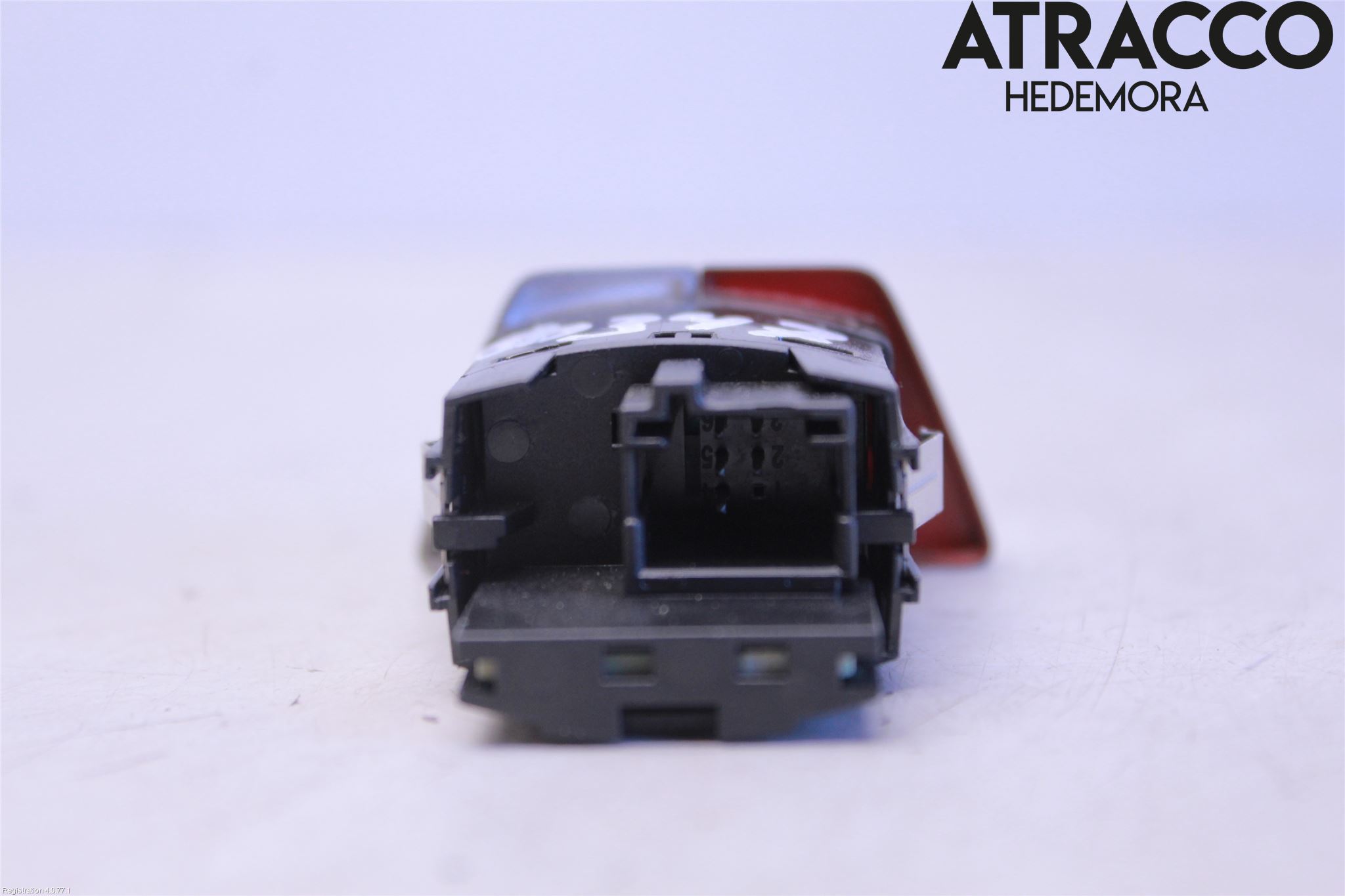 BMW 5 G30/G31/F90 17-23 Bryter Varsel (Nødblink)