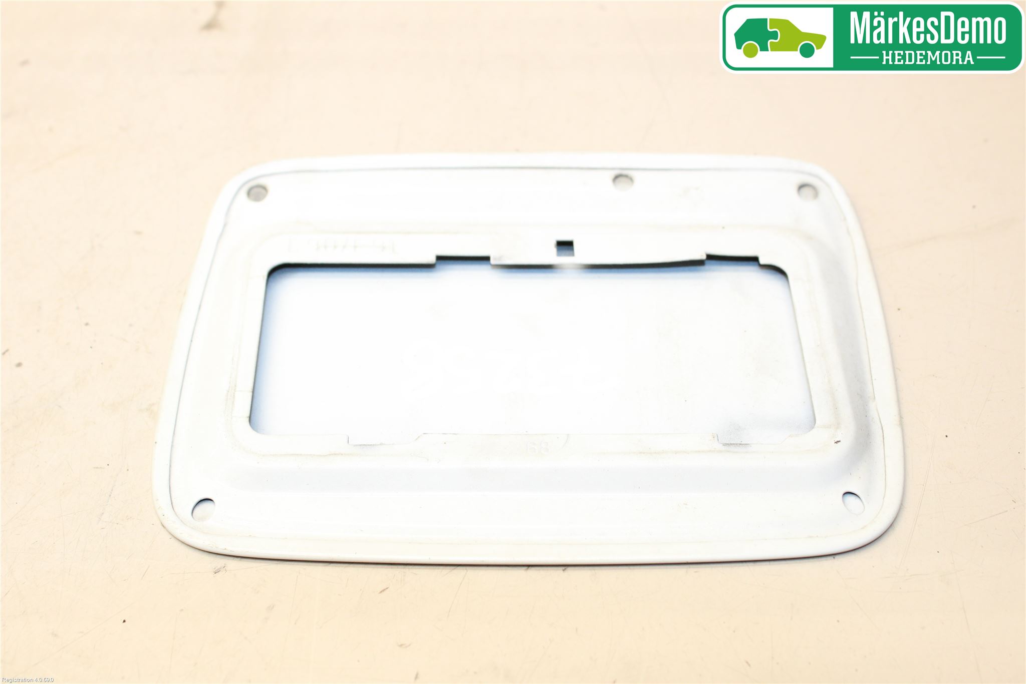 BMW 3 E90/91 SED/TOU 05-12 Drivstoff Tankluke