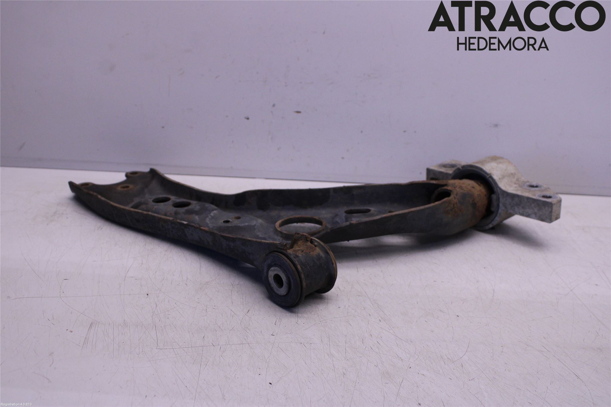 Volkswagen VW TOURAN 10-15 Bærearm Foran Venstre Nedre