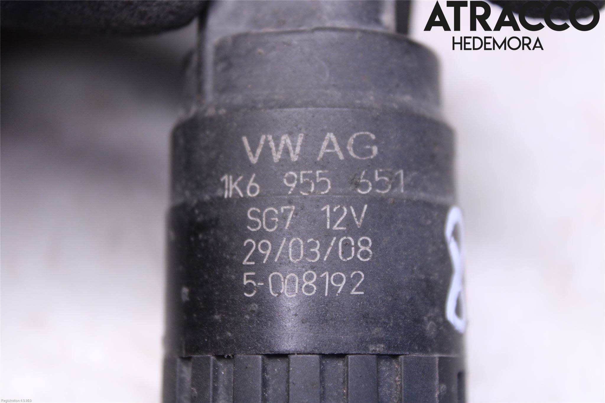 Volkswagen VW GOLF V 04-09 Spylerpumpe Frontrute