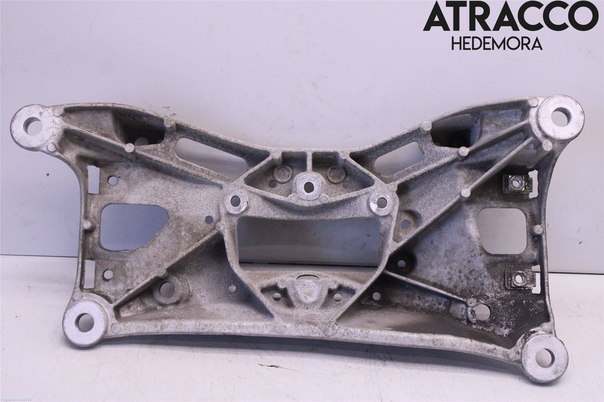 Audi A4/S4 B9 16-19 Gearkasse Bjelke - Travers