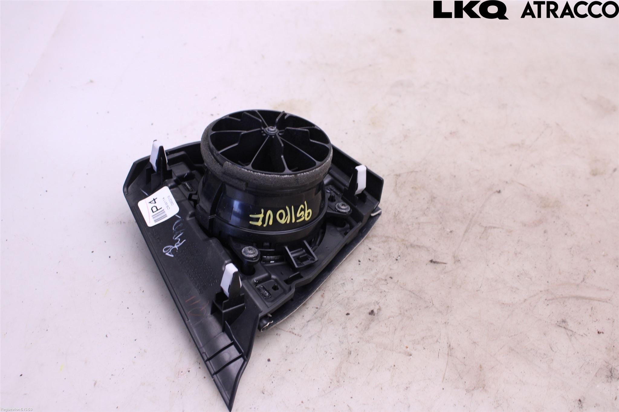 Toyota AURIS 13-19 Dashbord Kanal - Dyse