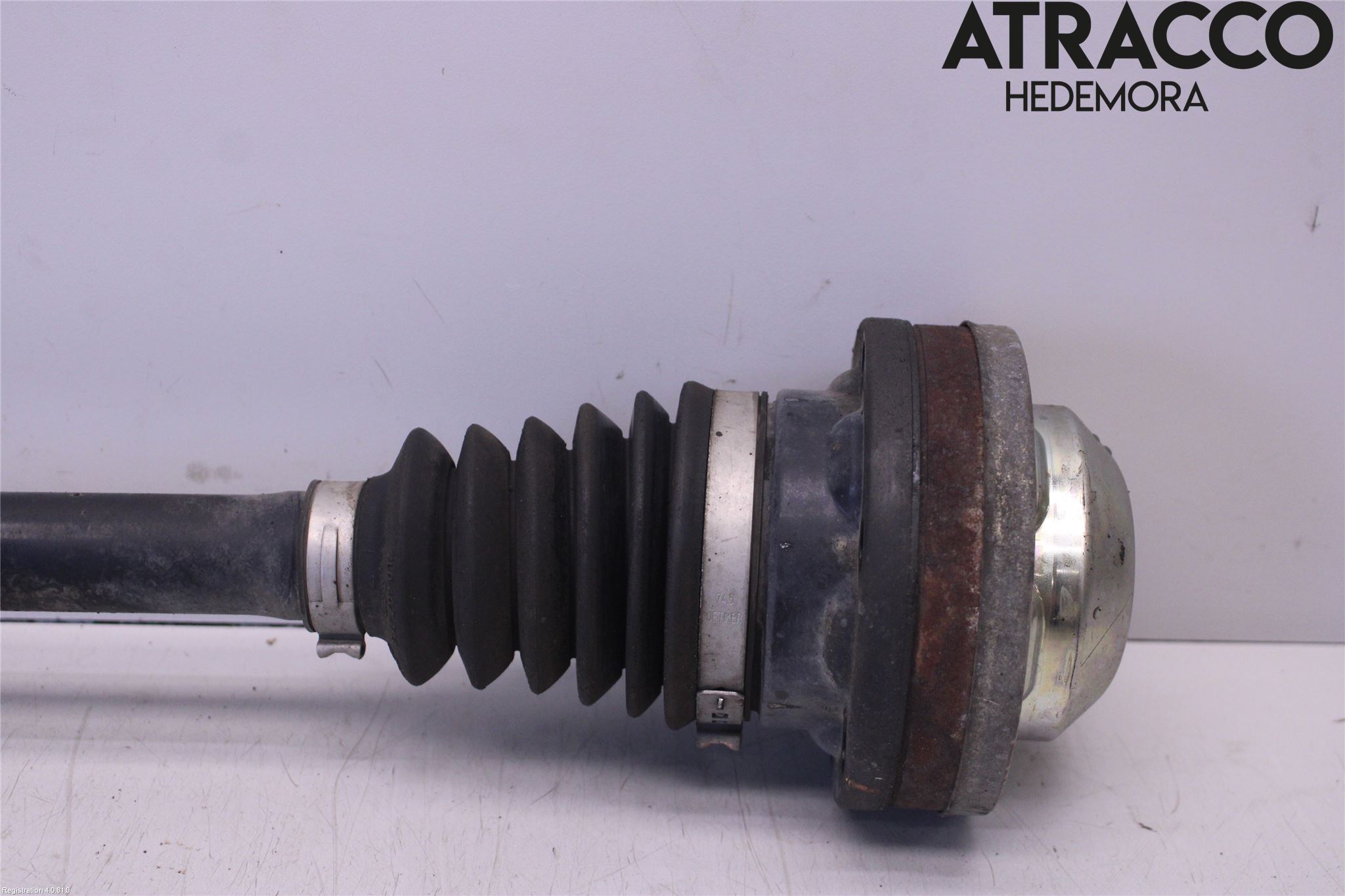 Volkswagen VW TRANSP/CARAVELLE (T5) 04-15 Drivaksel Foran Kompl Venstre