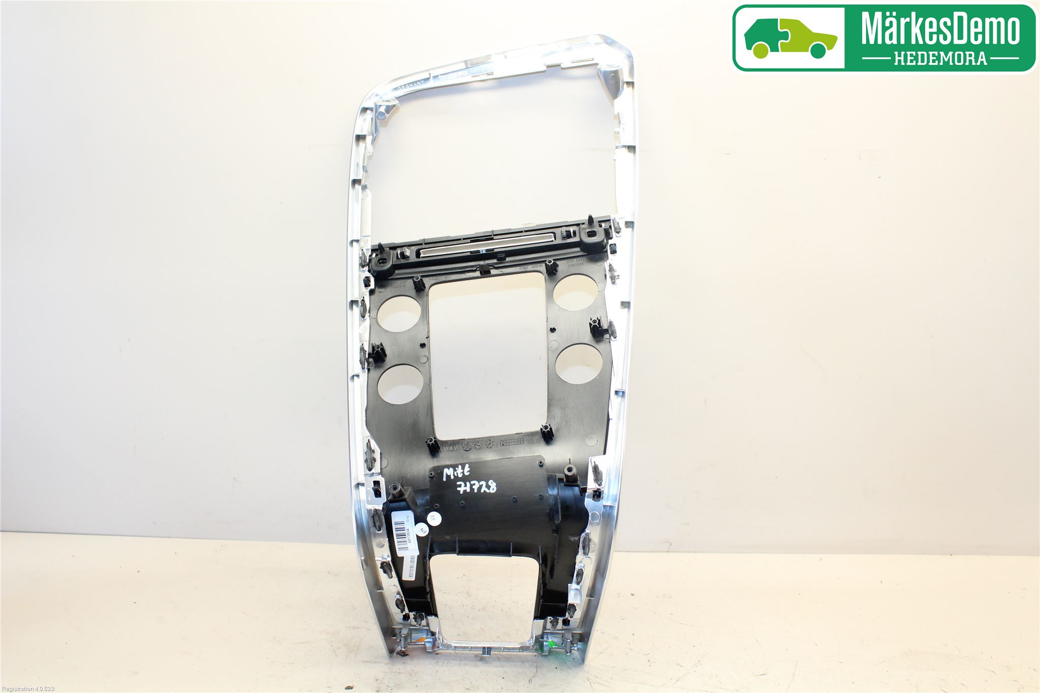 Volvo XC60 09-13 Instrumentkonsoll Midt