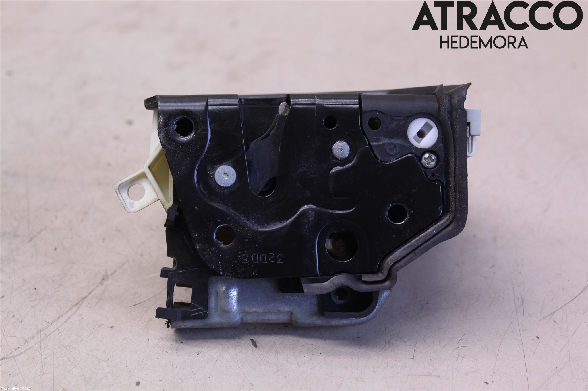 Audi A4/S4 B9 16-19 Dørlås - Låsekasse