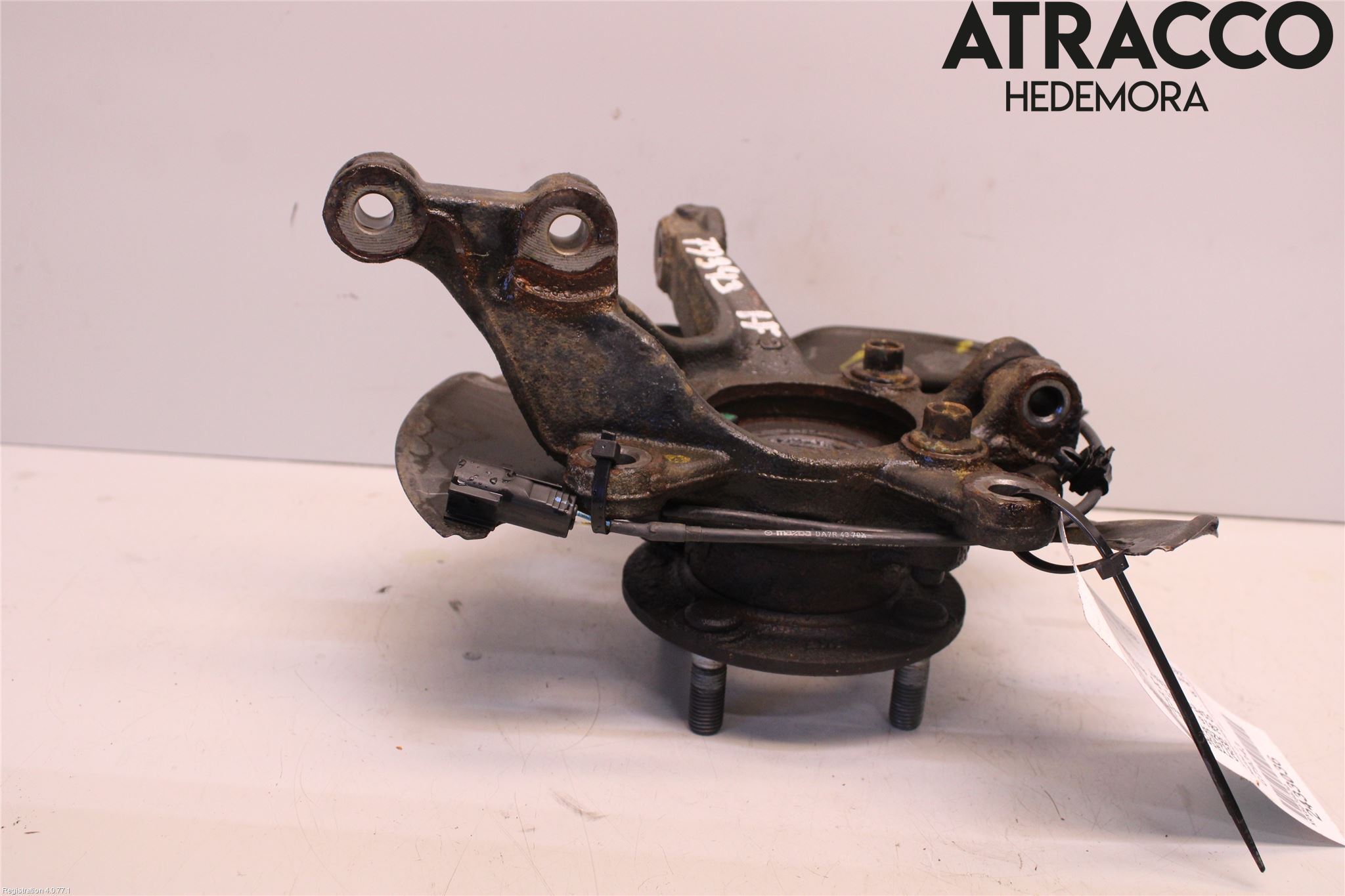 Mazda 2 (DJ) 15-22 Spindel Hf