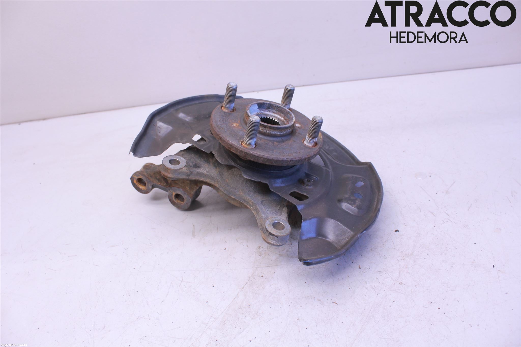 Toyota YARIS XP130 15-20 Spindel Vf