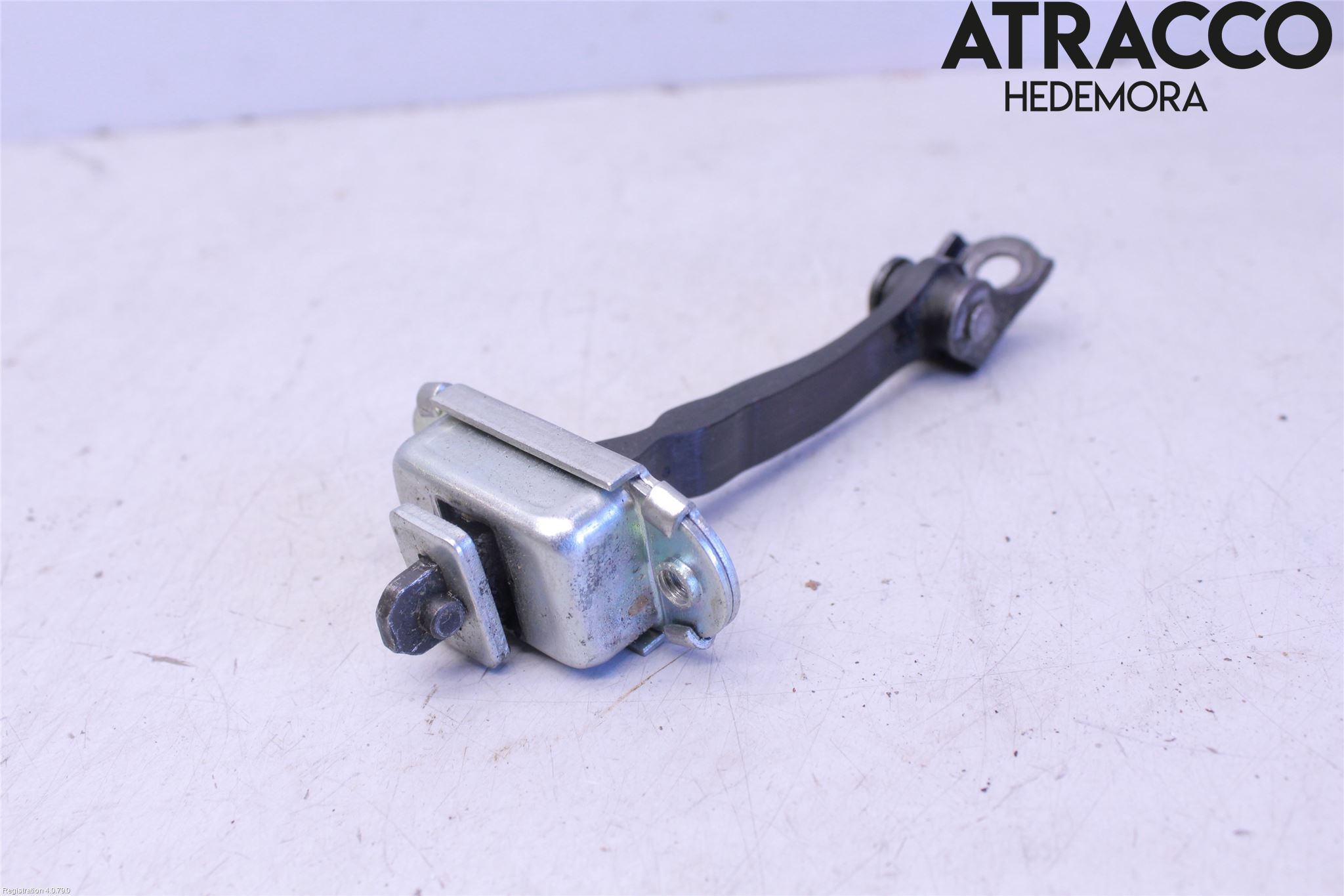Nissan QASHQAI+2  10-14 Dørstopper