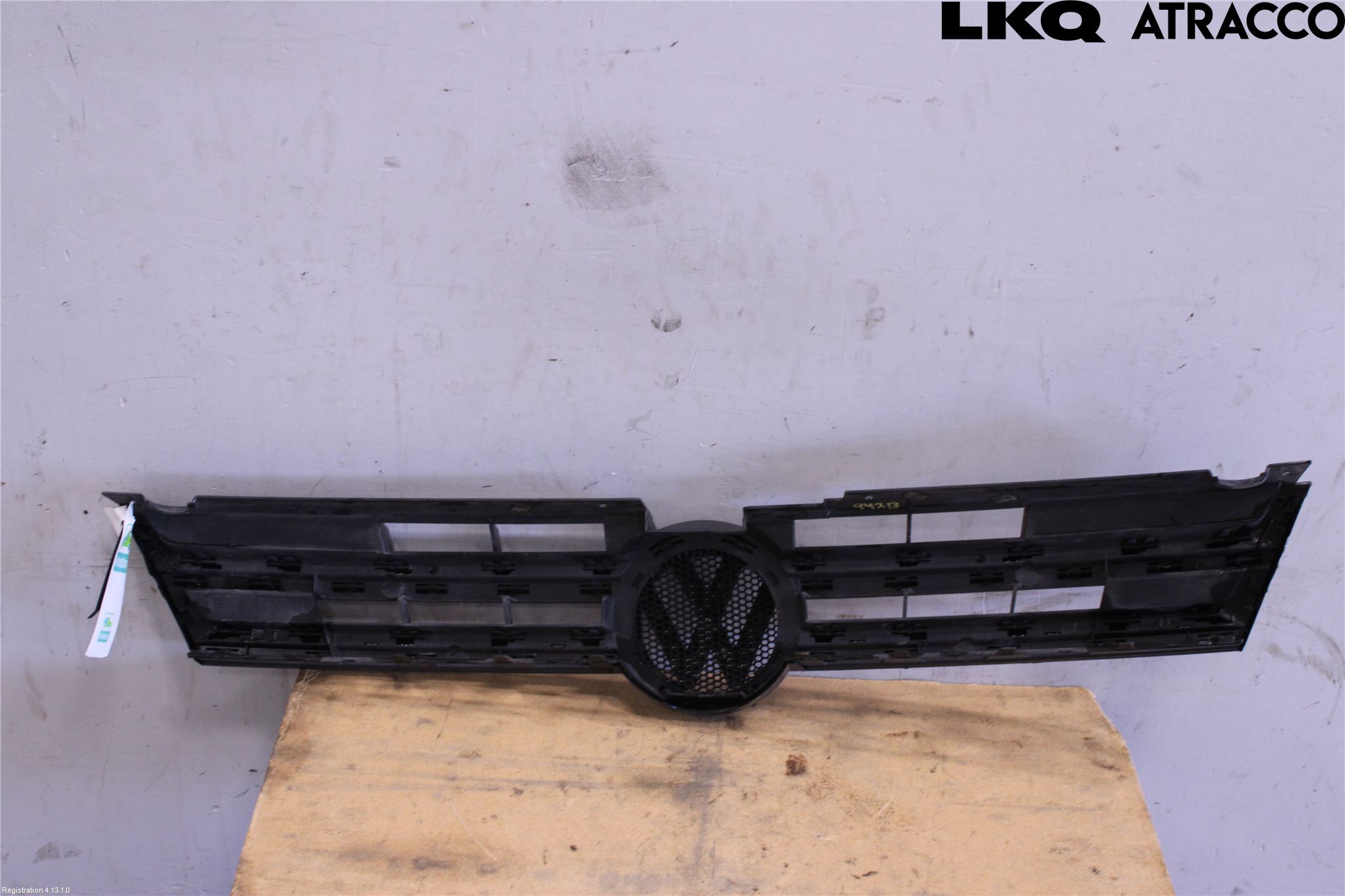 Volkswagen VW TOUAREG 7P 11-18 Grill Komplett