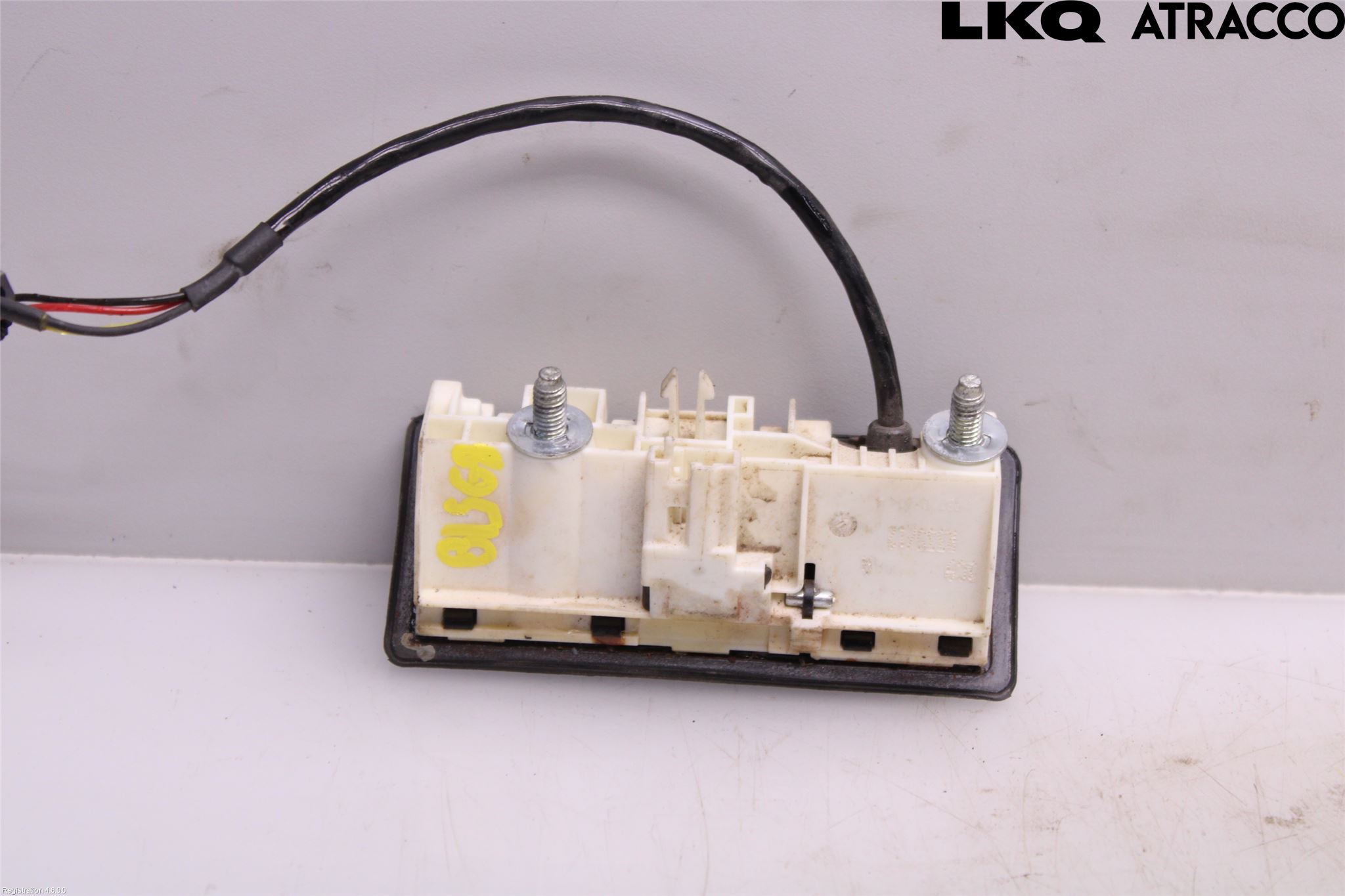 Volkswagen VW PASSAT 11-14 Bakluke Handtak Ytre