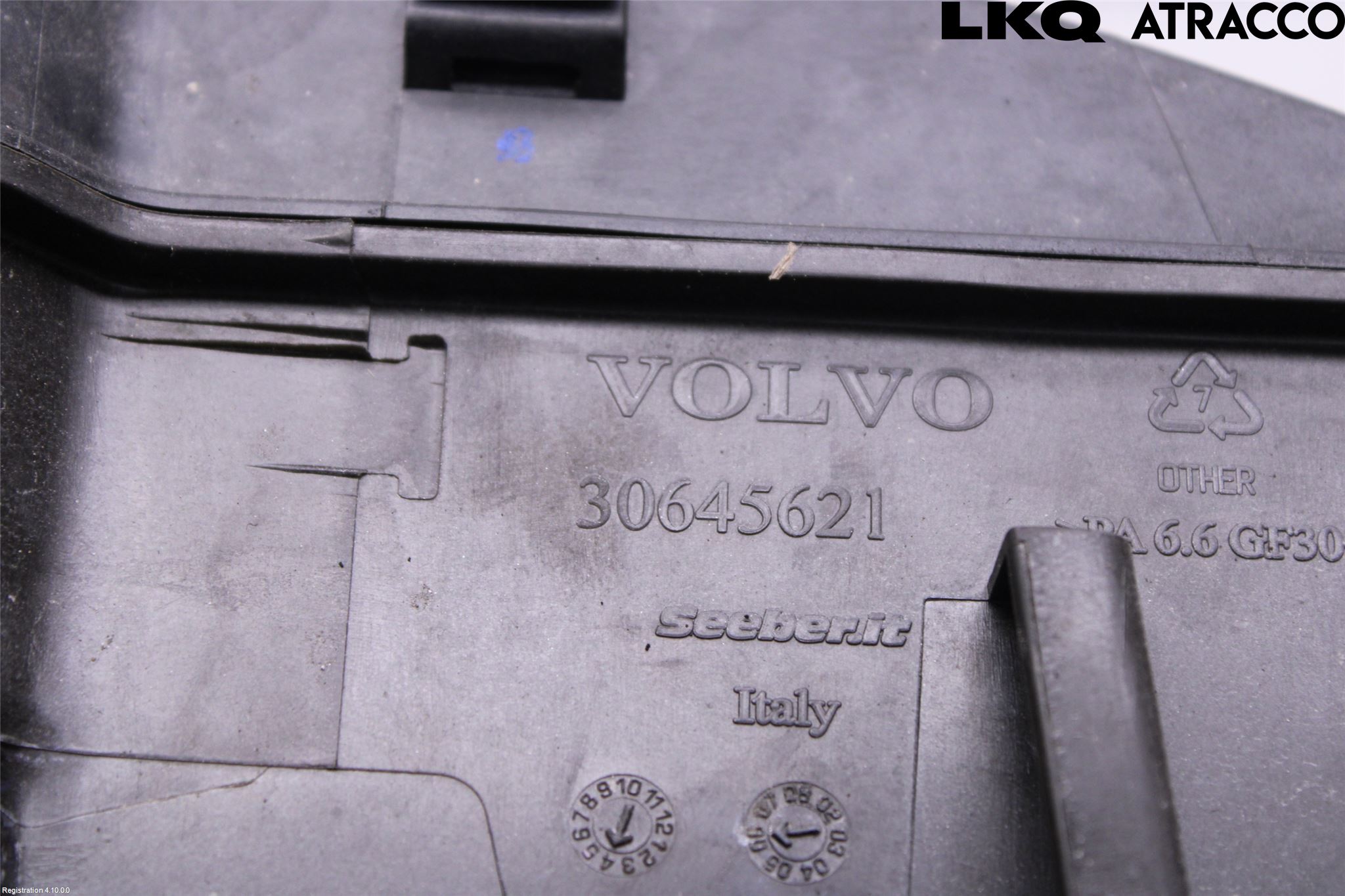 Volvo V70 05-08 Servo Oljebeholder