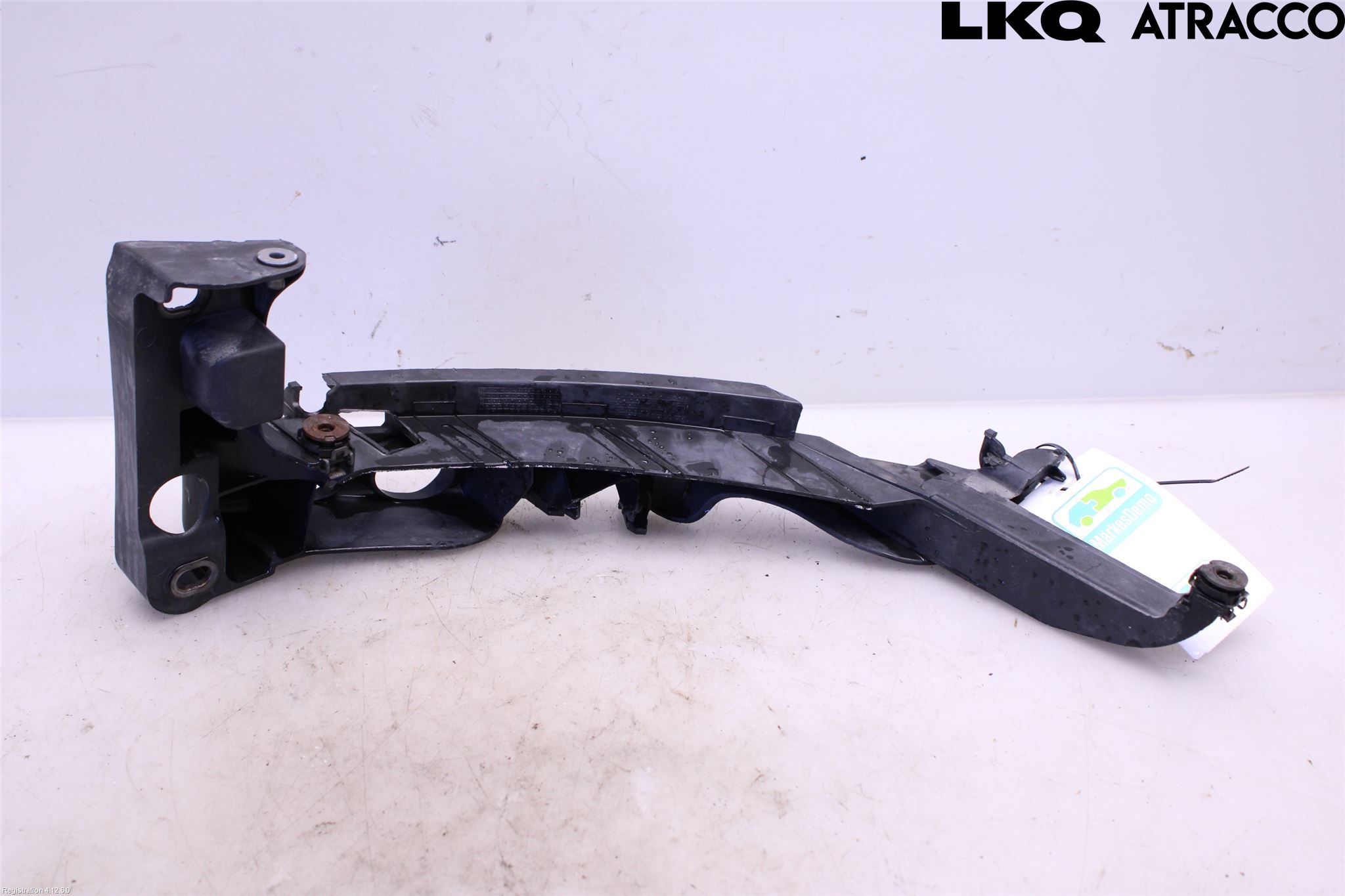 Audi A3/S3 05-13 Frontlykt Holder-Feste