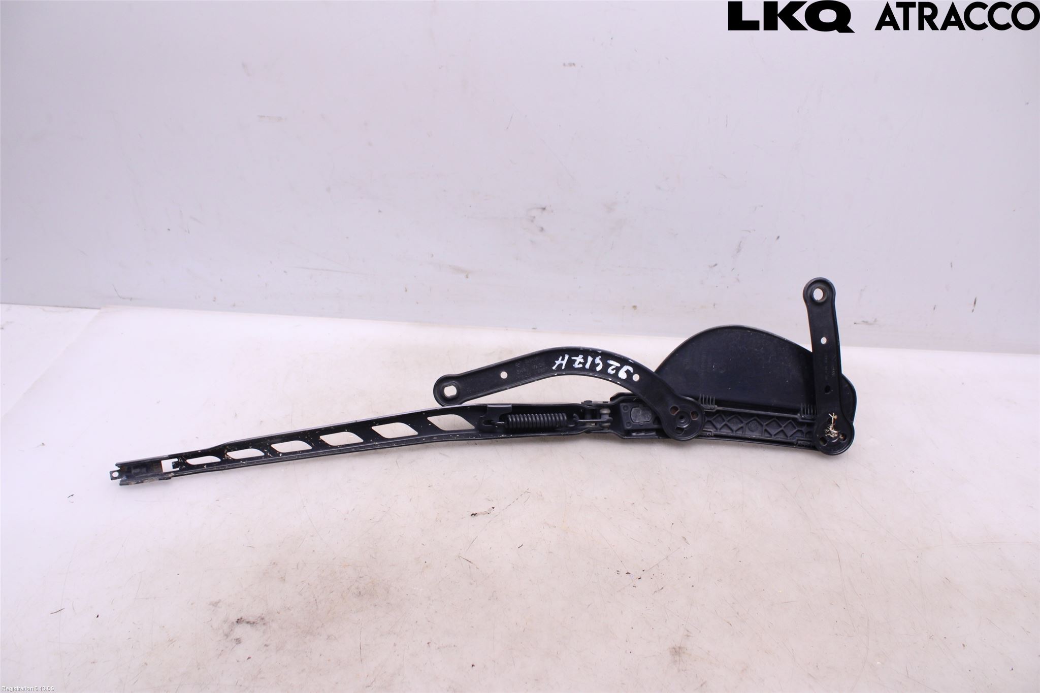 BMW 5 E60/61 Sed/Tou 02-10 Viskerarm-Armer Frontrute