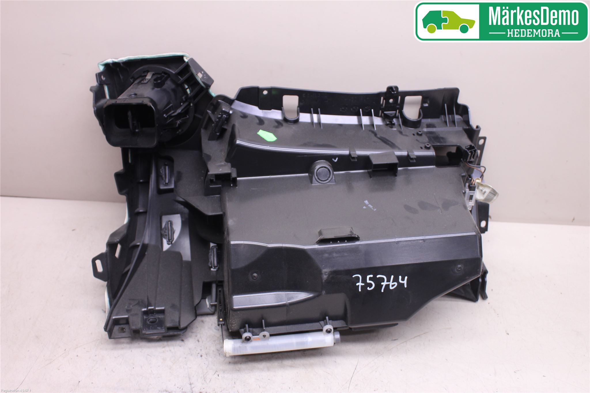 Mercedes-Benz MB CLS (C219) 03-11 Innr Hanskerom